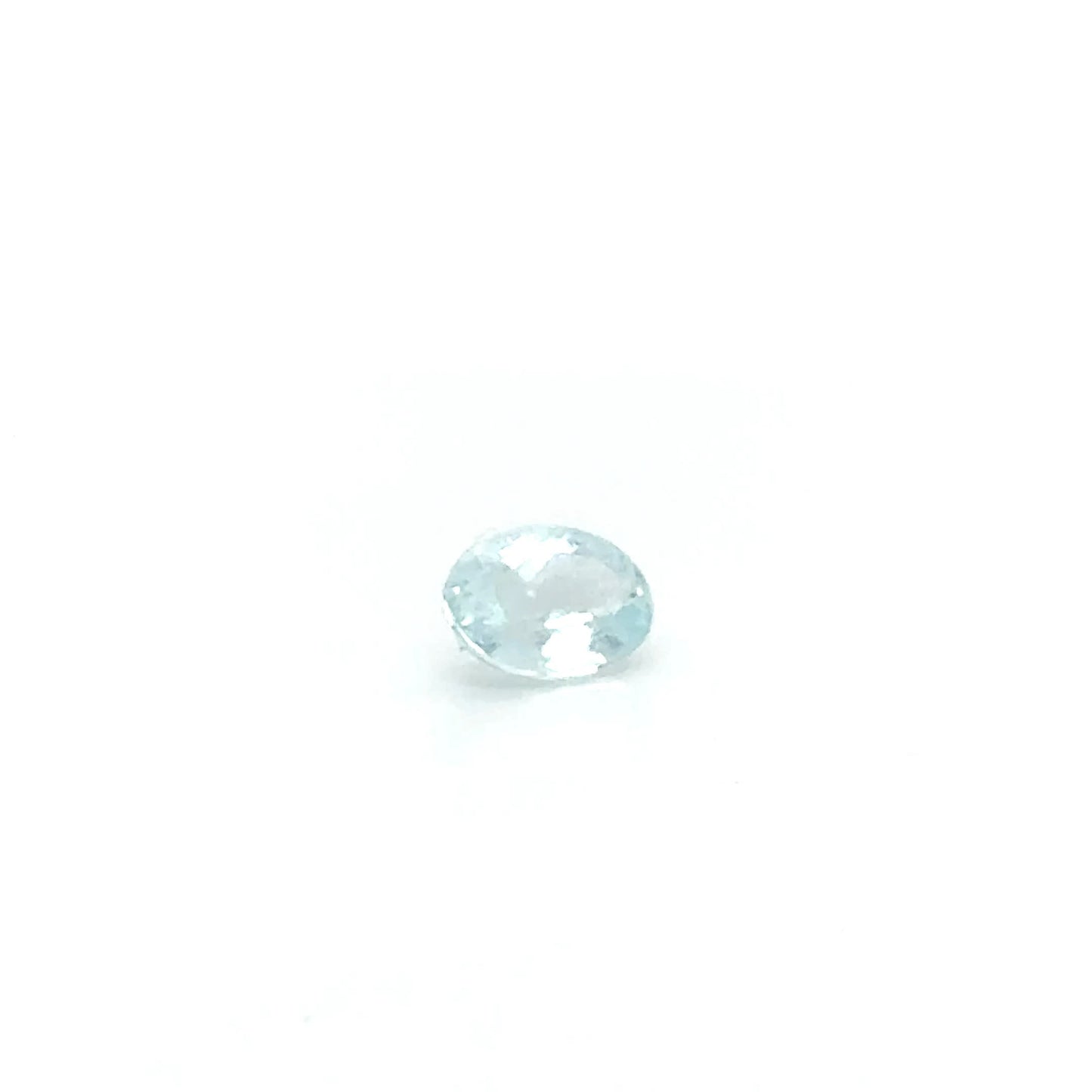 Aquamarin 9.9x7.3x5.1 mm 2.17 ct