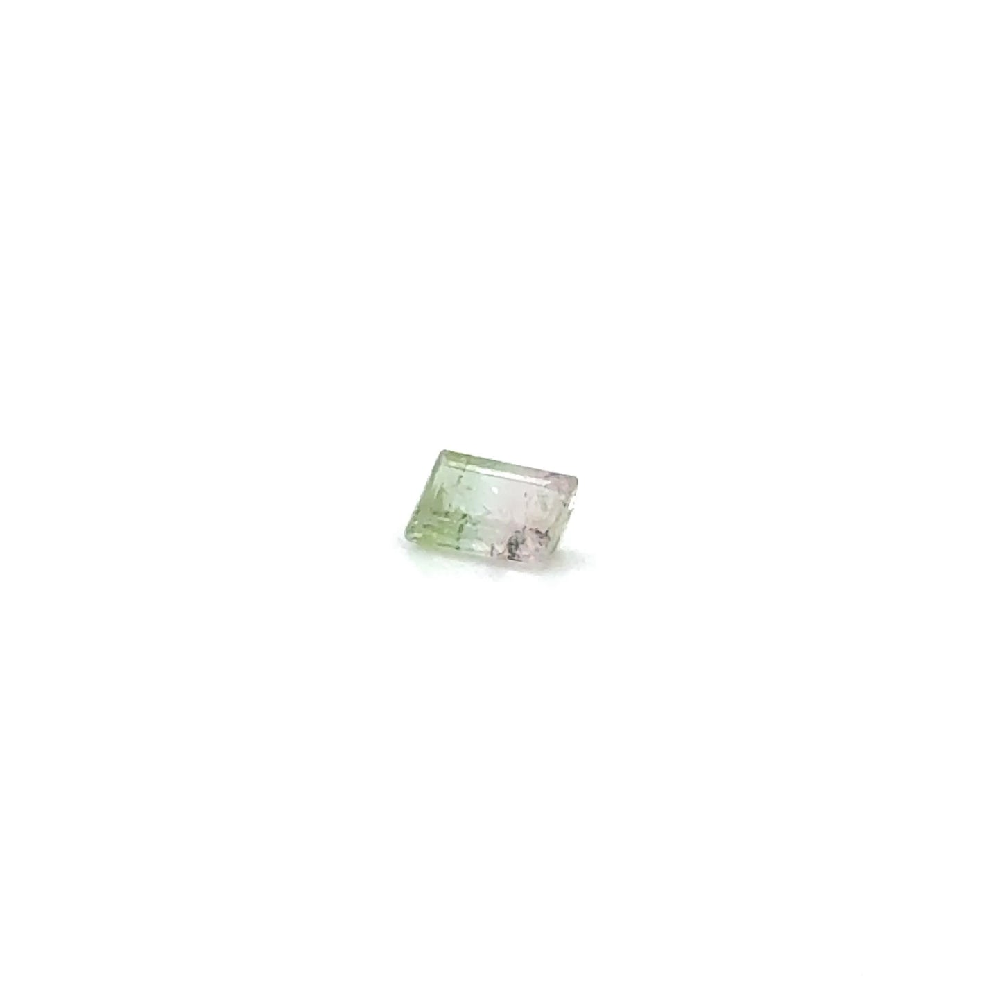 Verdelith 5.6x5.6x4.26 mm