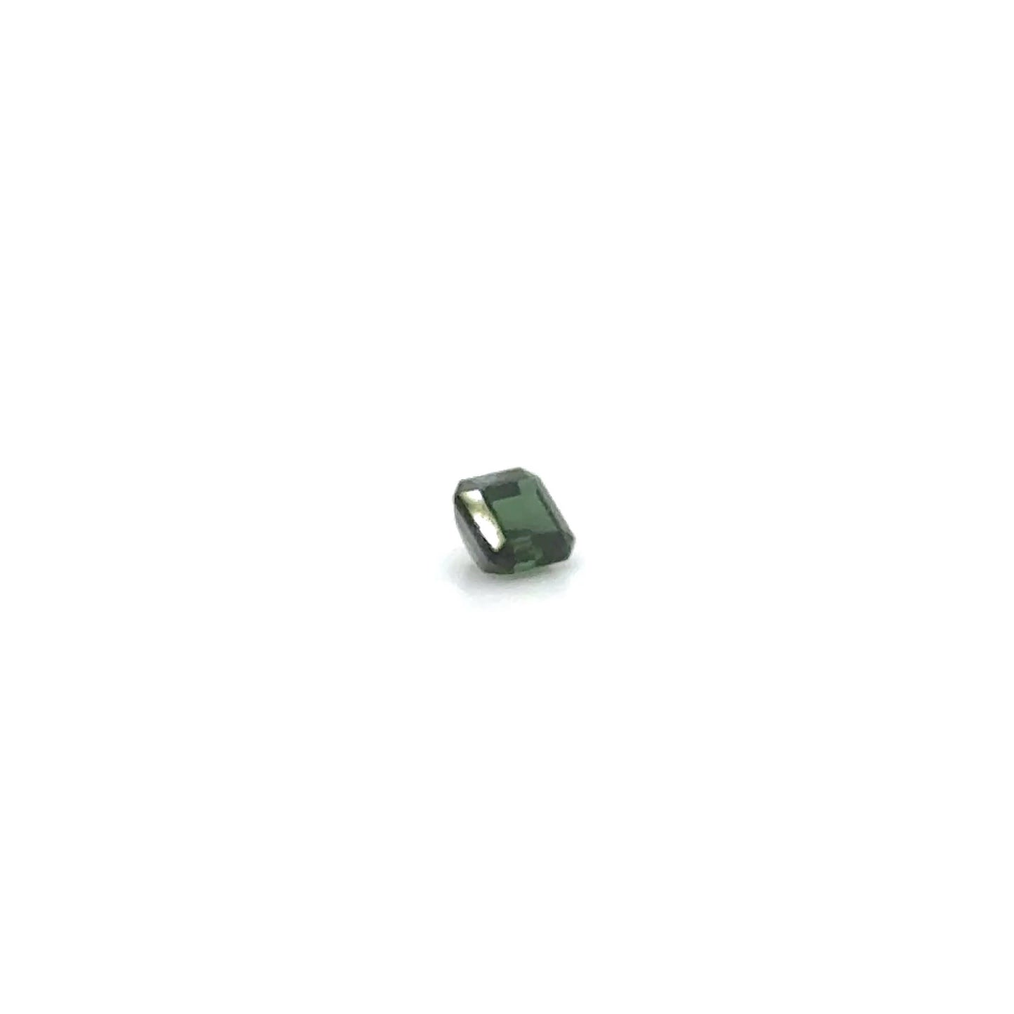 Verdelith 4.6x4.5x3.2 mm 0.56 ct