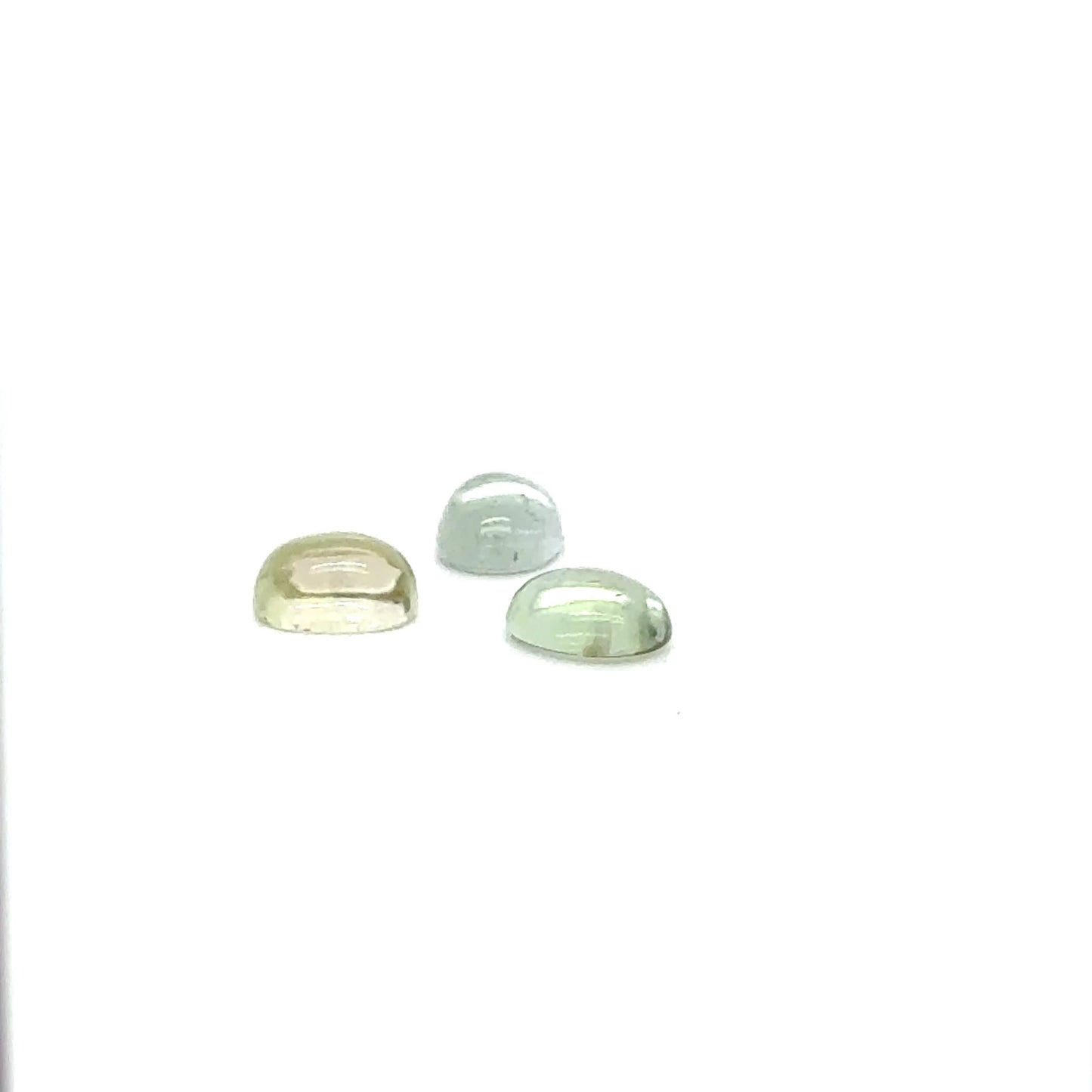 Verdelith 8x6x3.9 mm 1.7 ct