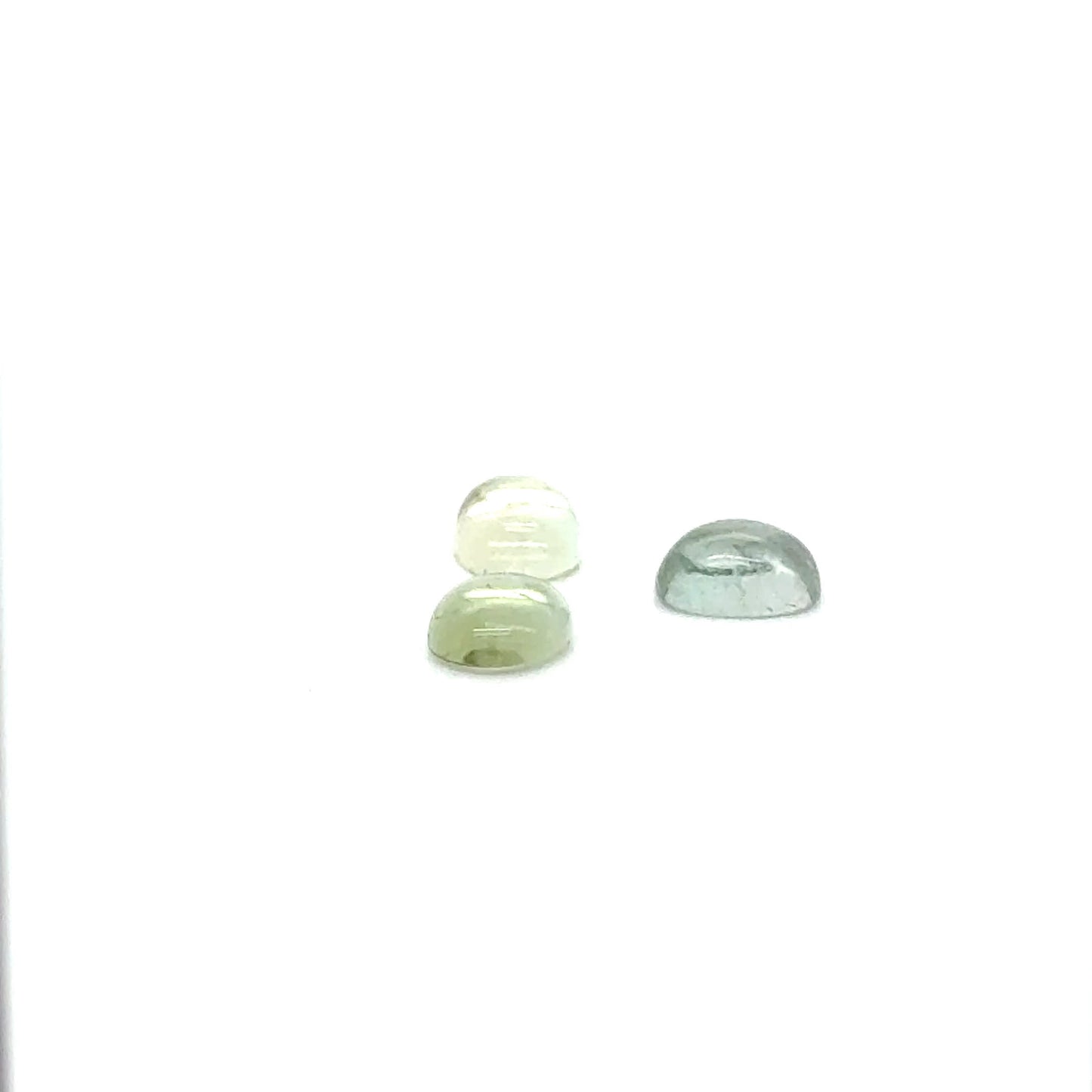 Verdelith 8x6x3.9 mm 1.7 ct