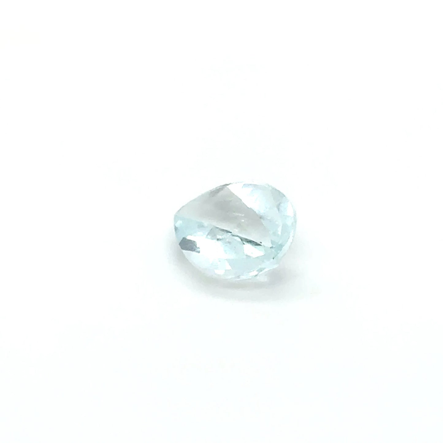 Aquamarin 13.8x10.1x5.6 mm 4.3 ct