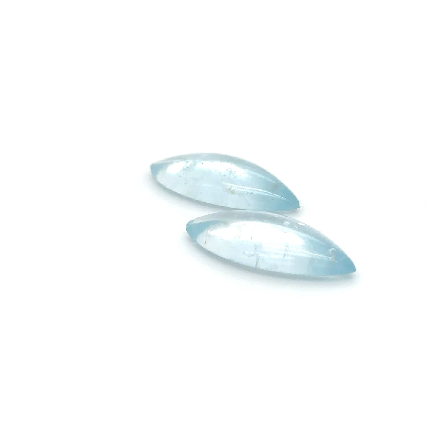 Aquamarin 22.5x9.6x5.1 mm 18.47 ct