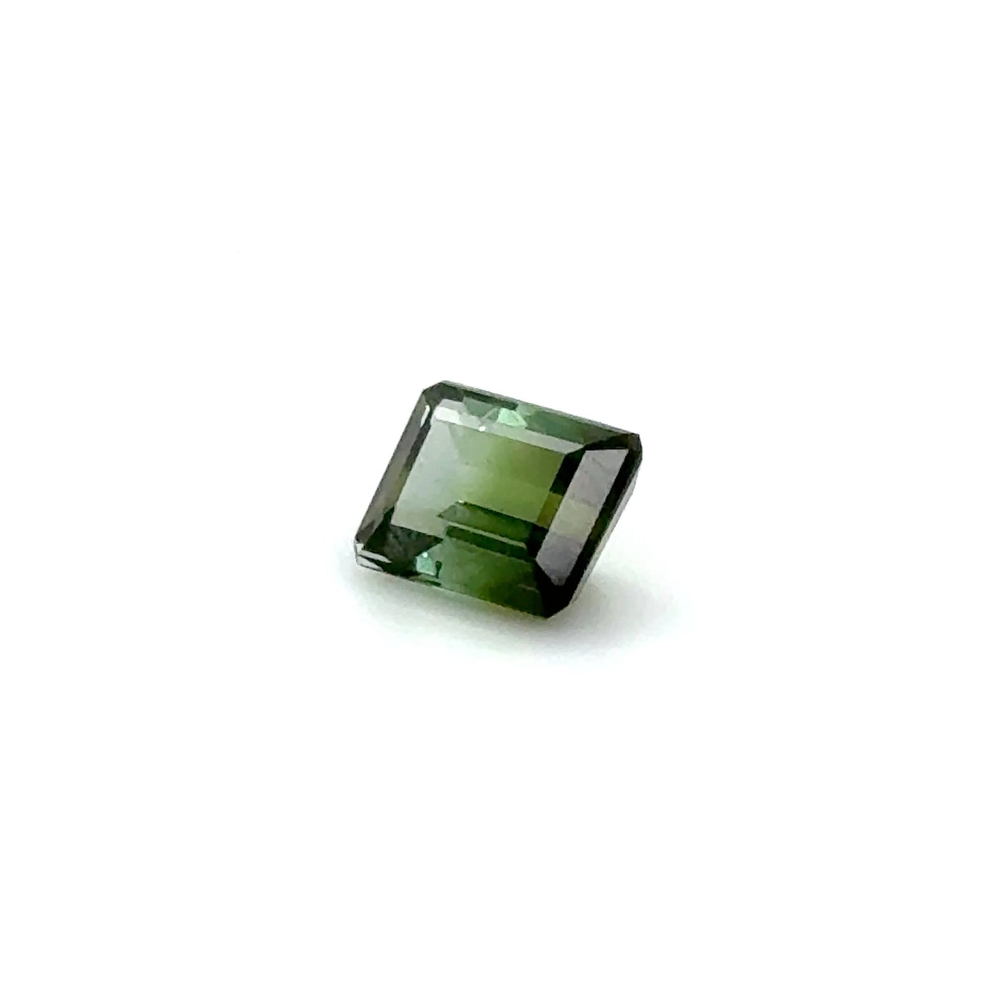 Turmalin Bicolor 7.45x6x4.3 mm 1.71 ct