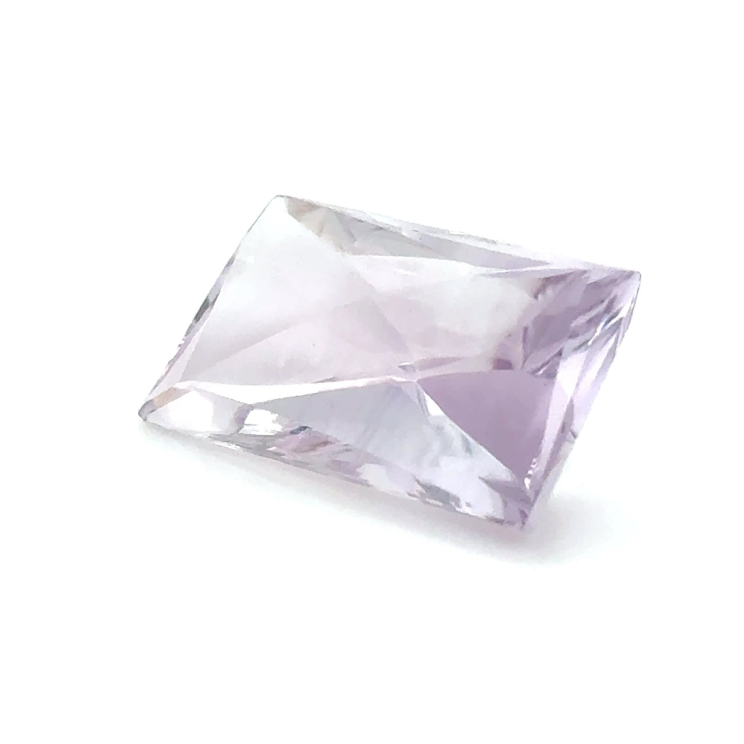 Amethyst 22.11x13.5x8.9 mm 17.92 ct