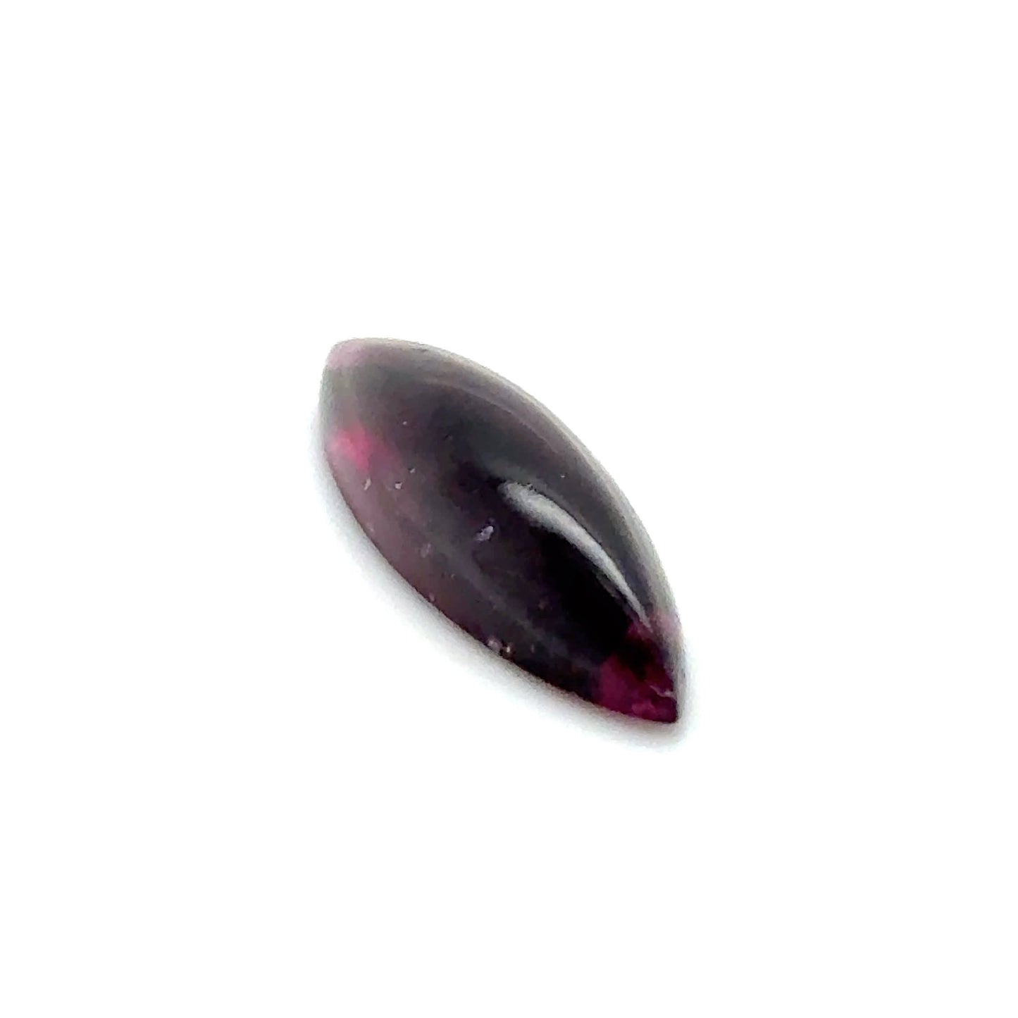 Granat Rhodolith 27.9x7.5x5.1 mm 10.91 ct