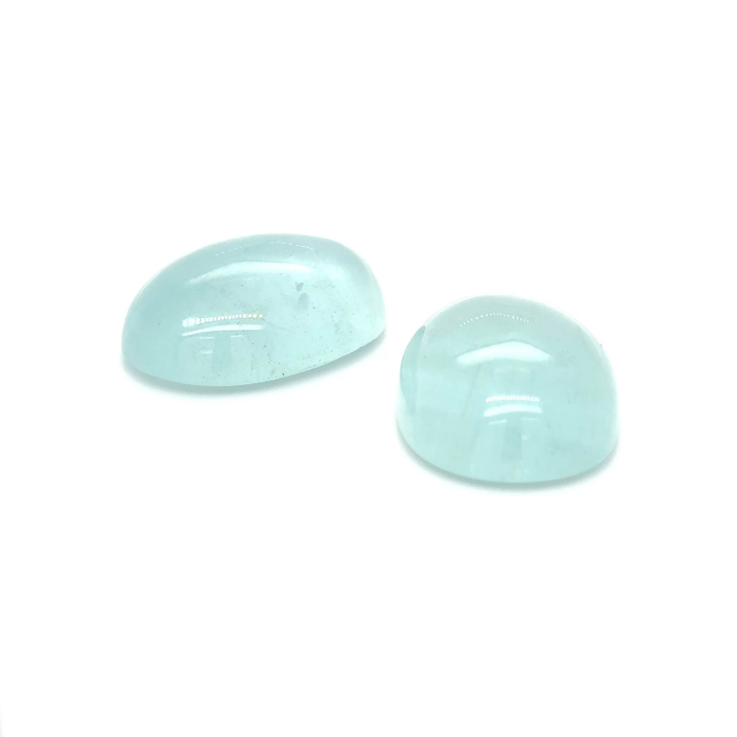 Aquamarin 25x18.1x9.6 mm 33.12 ct