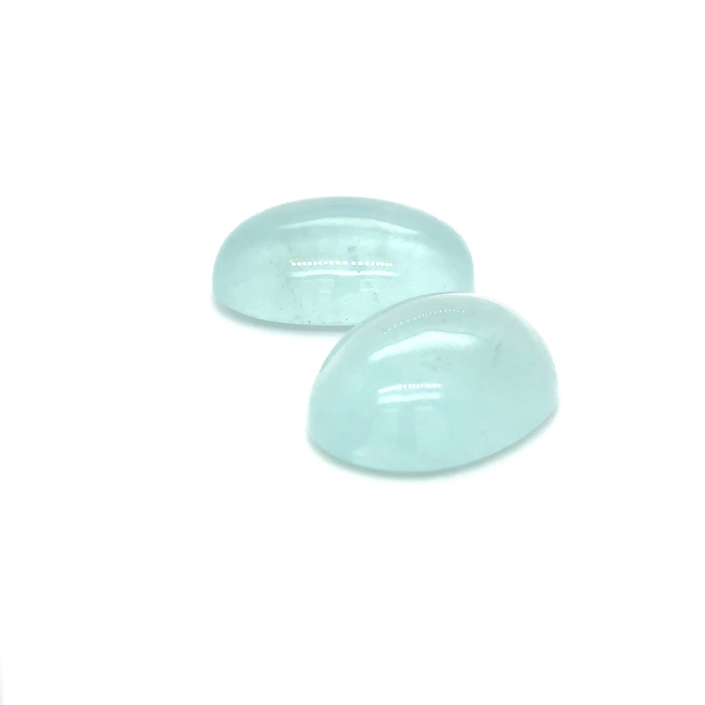Aquamarin 25x18.1x9.6 mm 33.12 ct