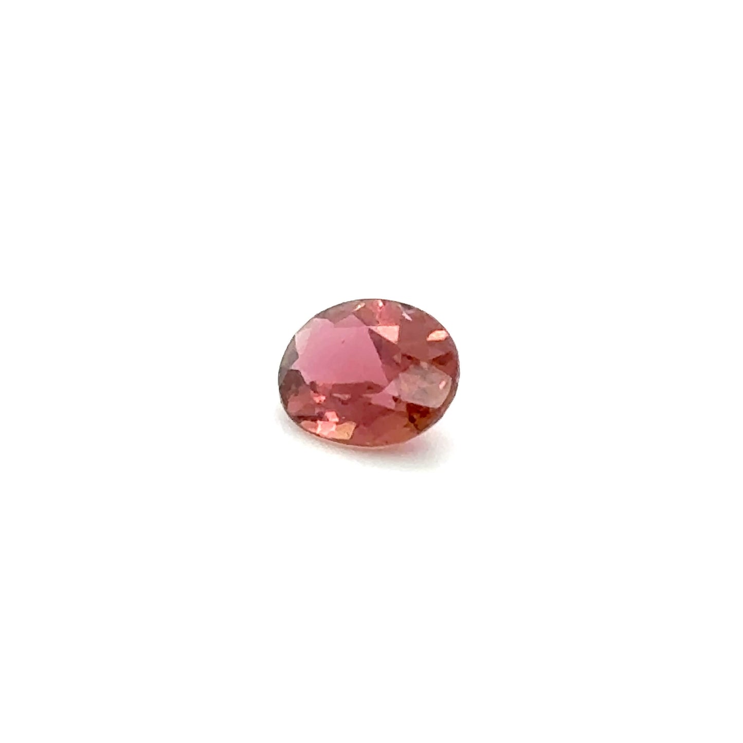 Rubellit 8x6.2x3.8 mm 1.19 ct