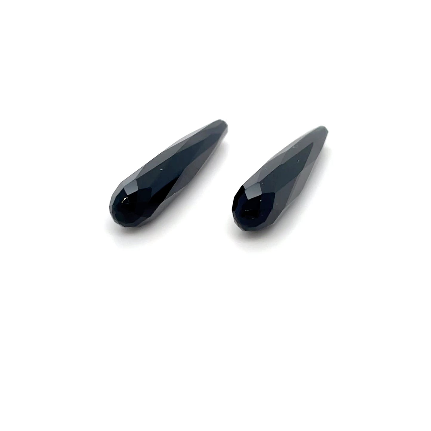 Turmalin Schwarz 32.6x6.5x6.5 mm 24.49 ct