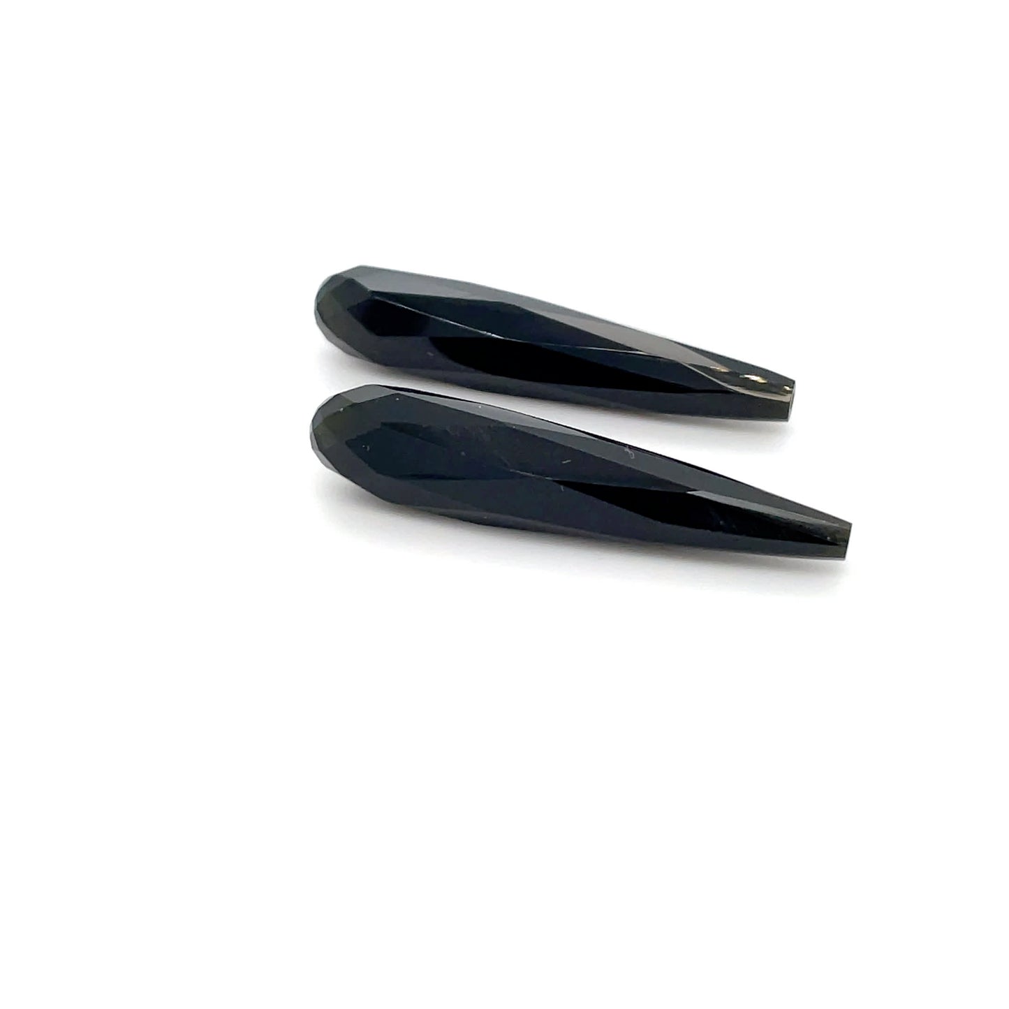 Turmalin Schwarz 32.6x6.5x6.5 mm 24.49 ct