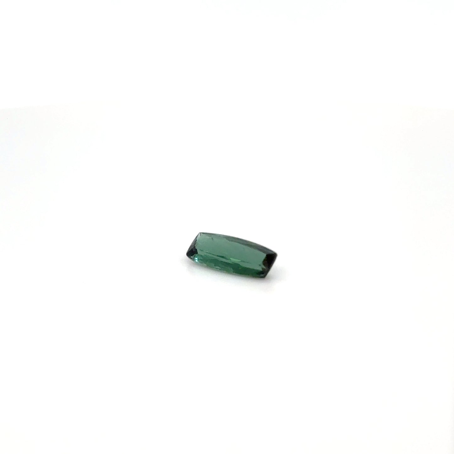 Indigolith RECT FAC 10.5x4.3x2.5 mm 0.93 ct