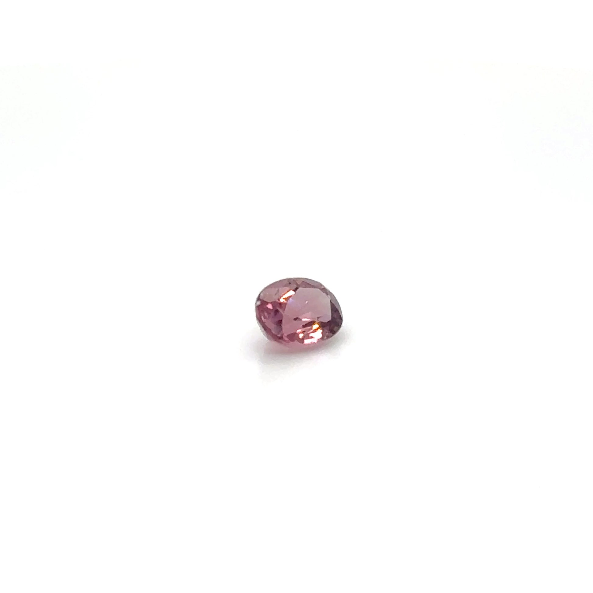 Rubellit OV FAC 6.5x4.8x3.6 mm 0.83 ct