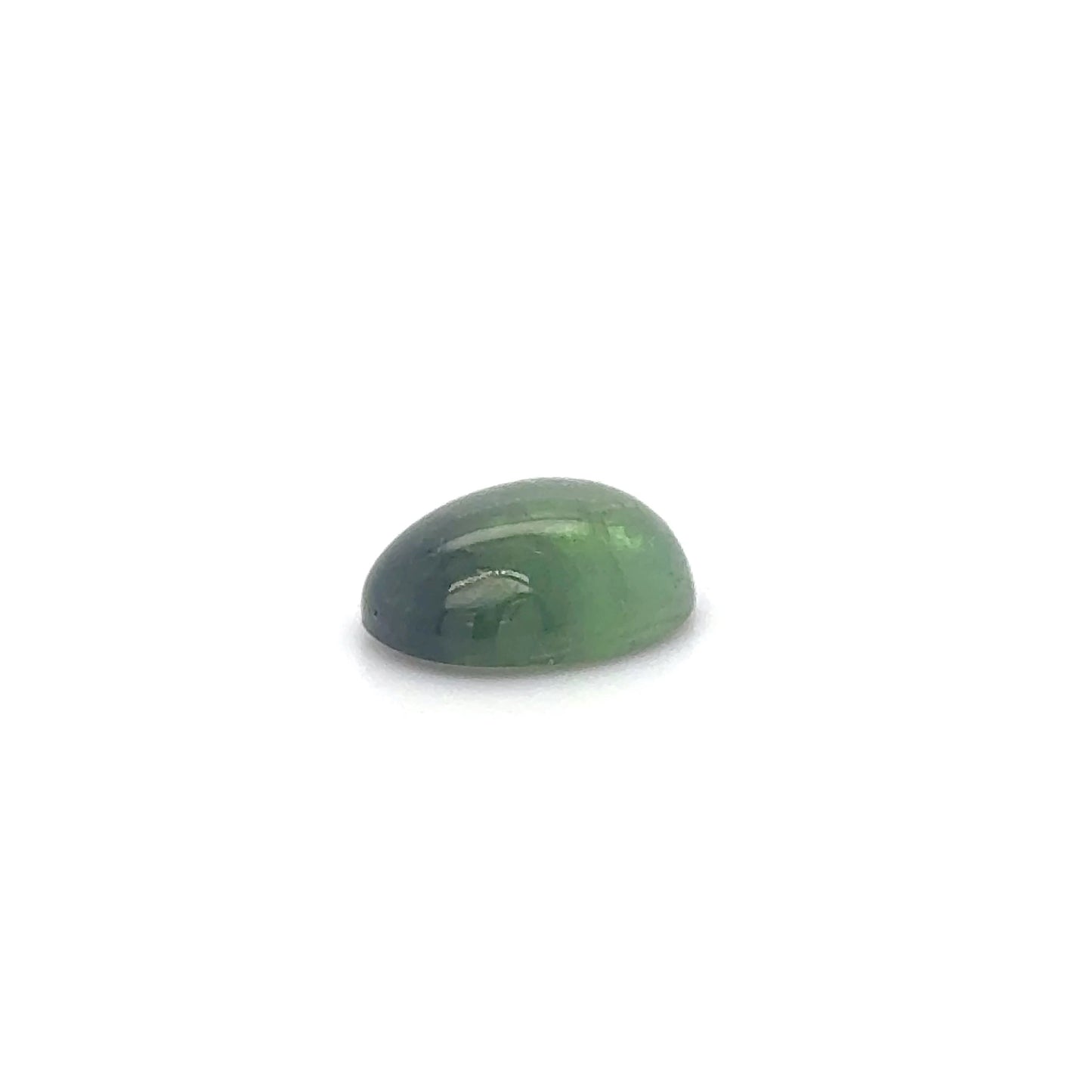Verdelith OV CAB 9.7x7.7x3.9 mm 2.47 ct