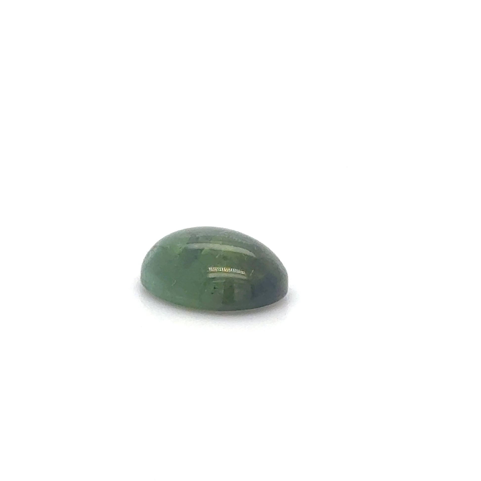 Verdelith OV CAB 9.7x7.7x3.9 mm 2.47 ct