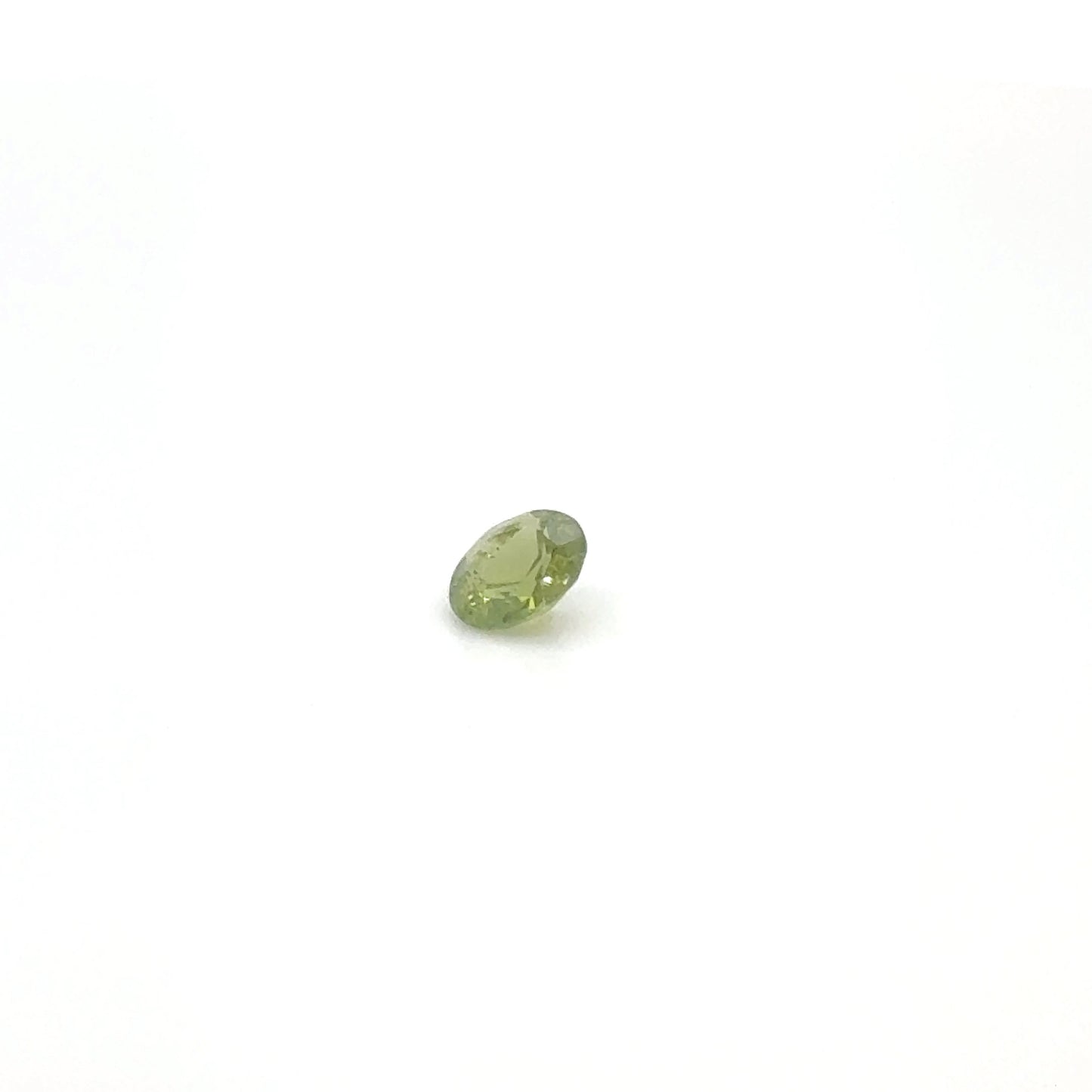 Verdelith RD FAC 4.9x4.9x2.5 mm 0.43 ct