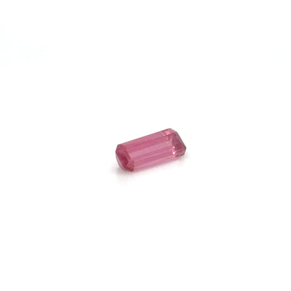 Rubellit OCT FAC 9.8x3.8x2.9 mm 0.98 ct