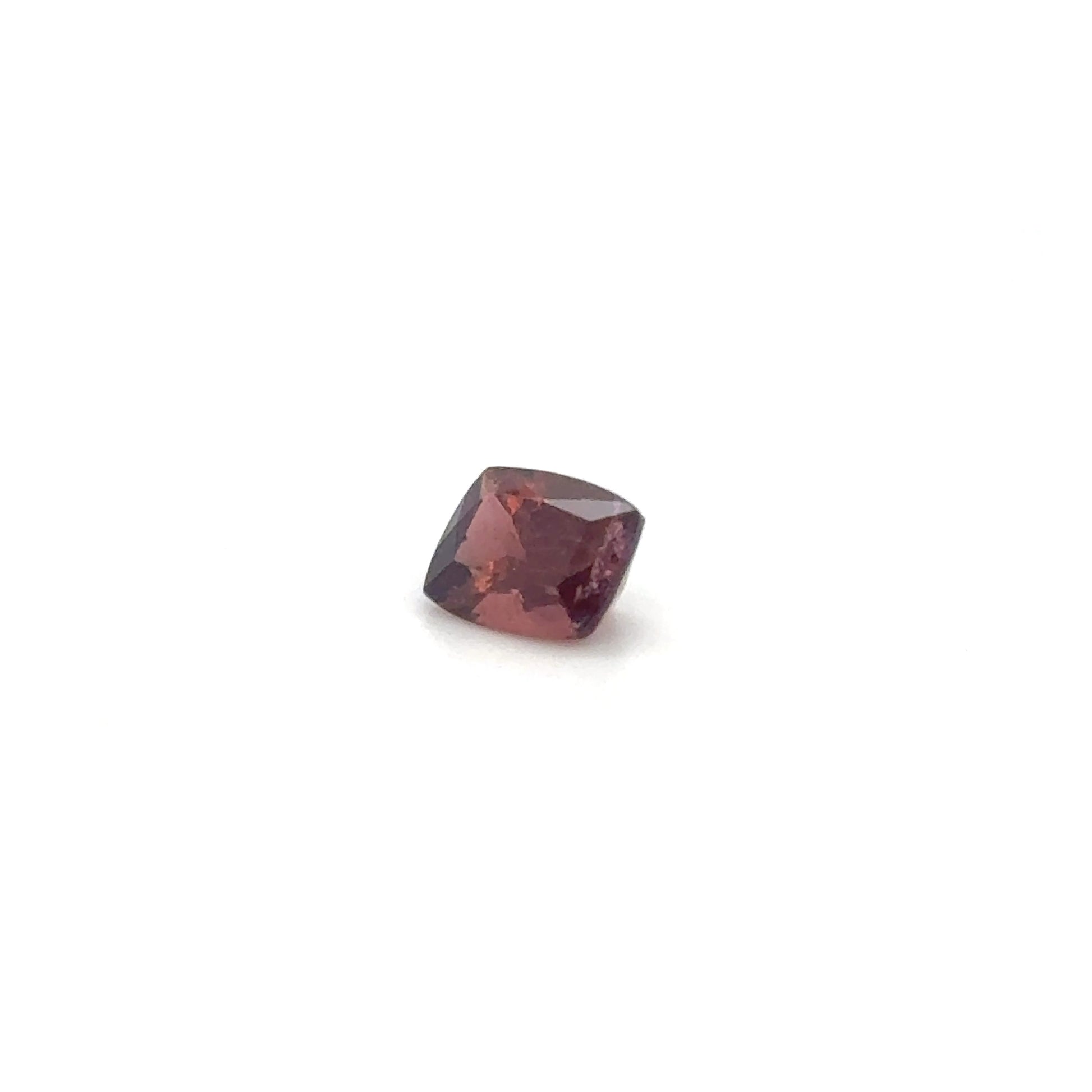 Rubellit RECT FAC 7.2x5.5x3.8 mm 1.1 ct