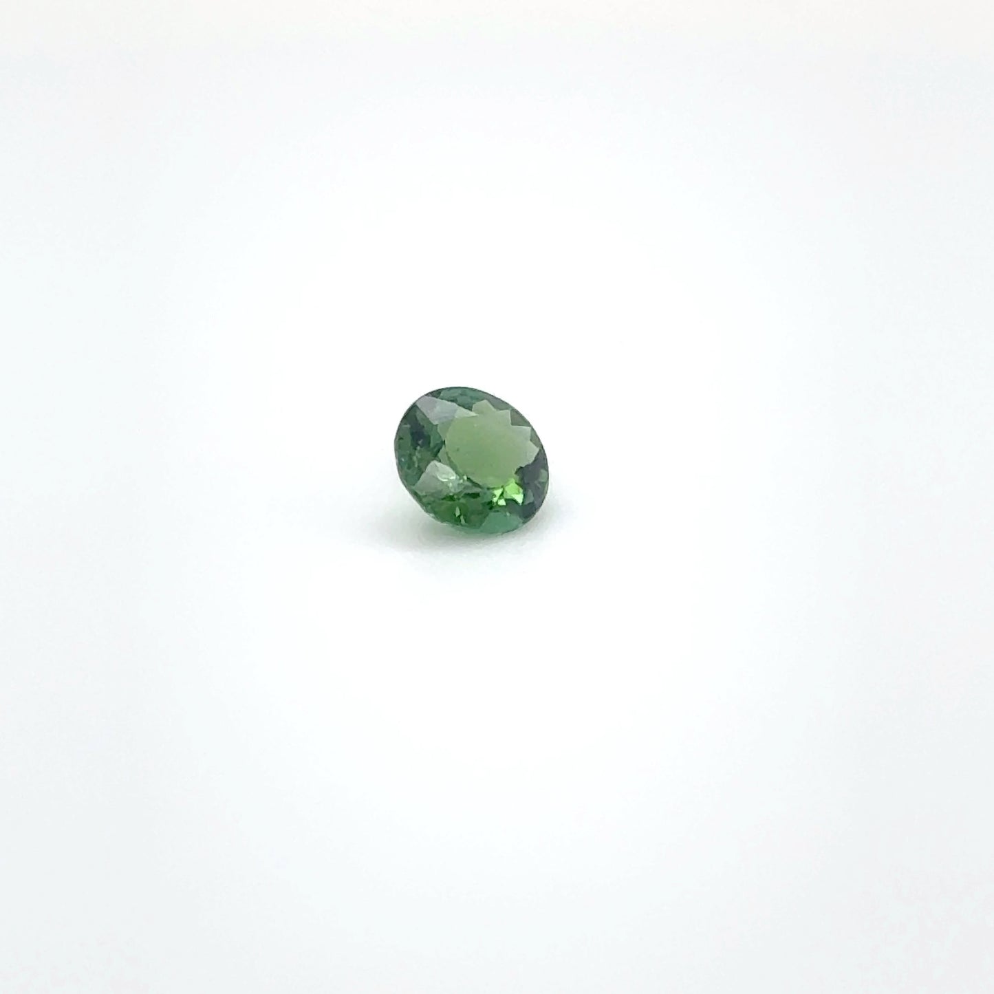 Verdelith RD FAC 5.9x5.9x3.3 mm 0.65 ct