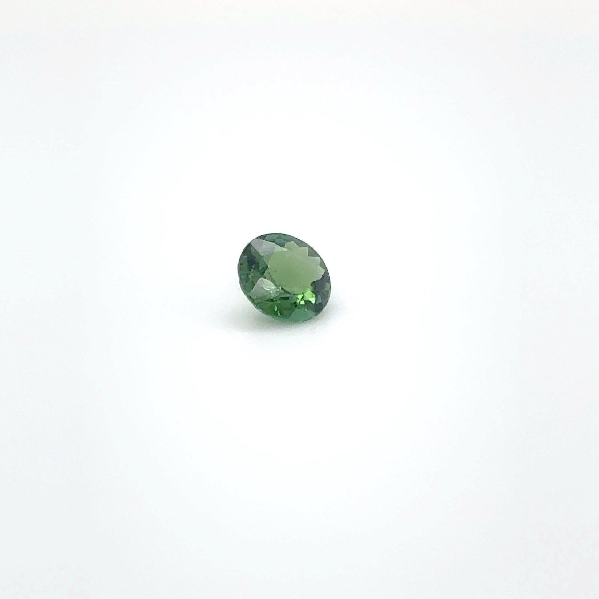 Verdelith RD FAC 5.9x5.9x3.3 mm 0.65 ct