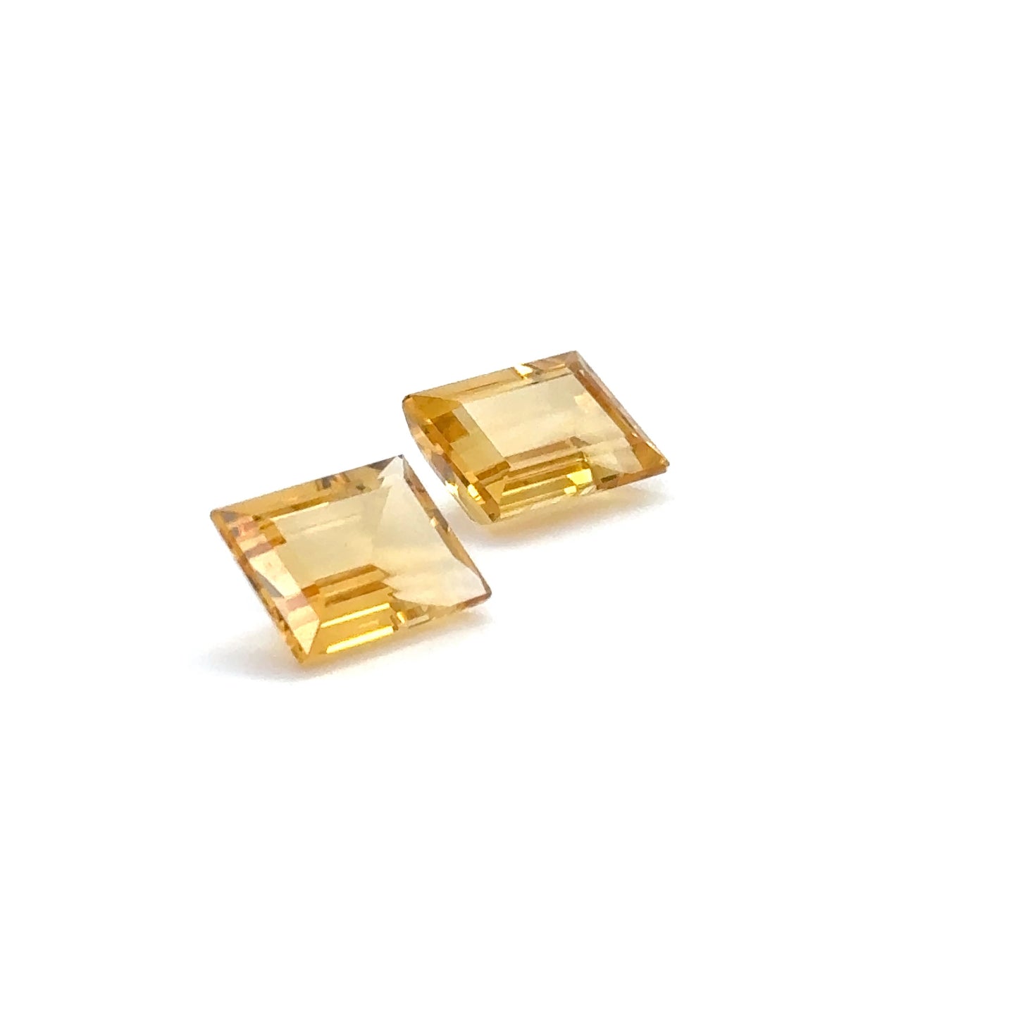 Citrin RECT FAC 13.5x9.5x6.3 mm 14.15 ct