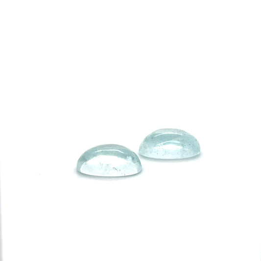 Aquamarin OV CAB 15x10x6.2 mm 13.9 ct