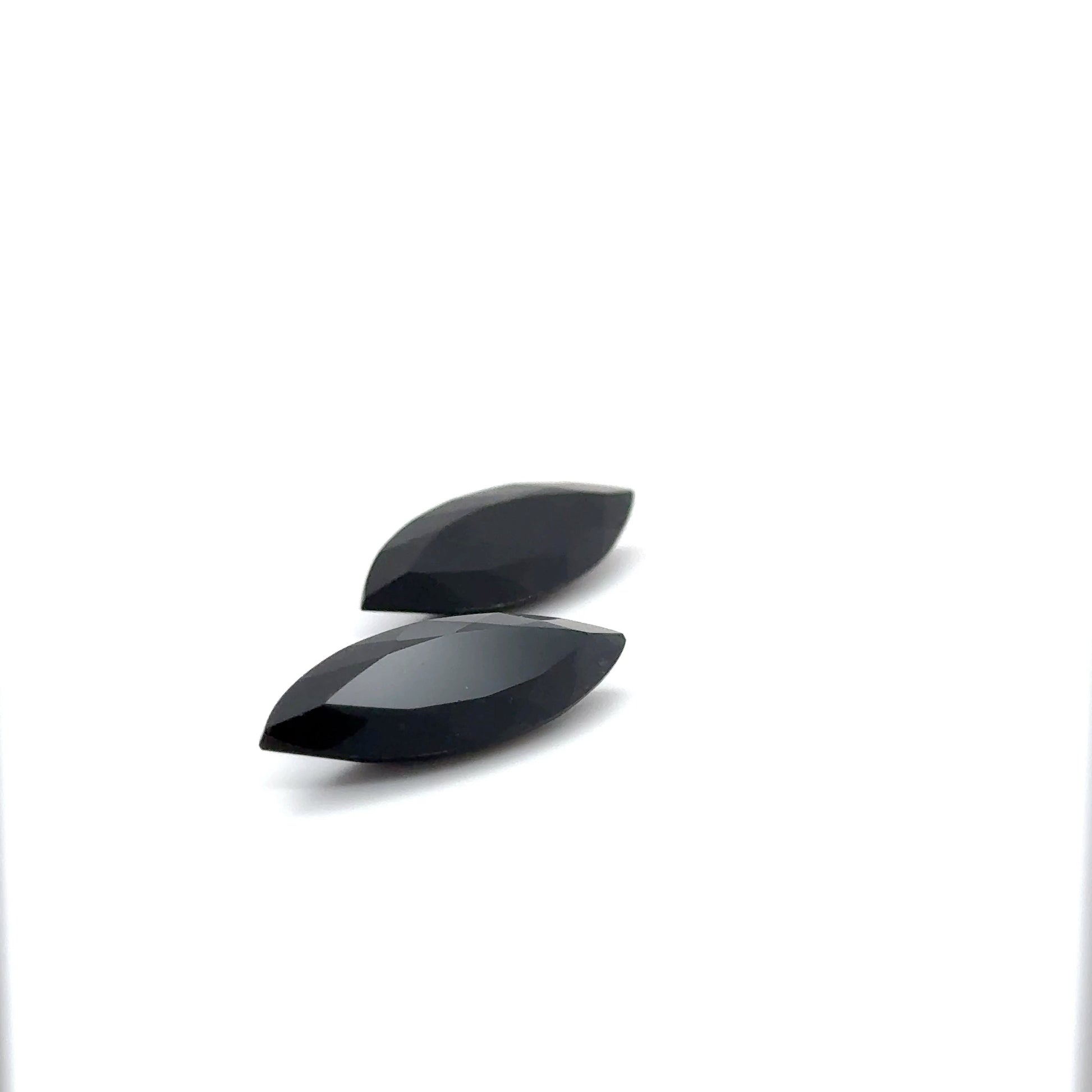 Turmalin Schwarz NAV FAC 30x10 mm 19.87 ct