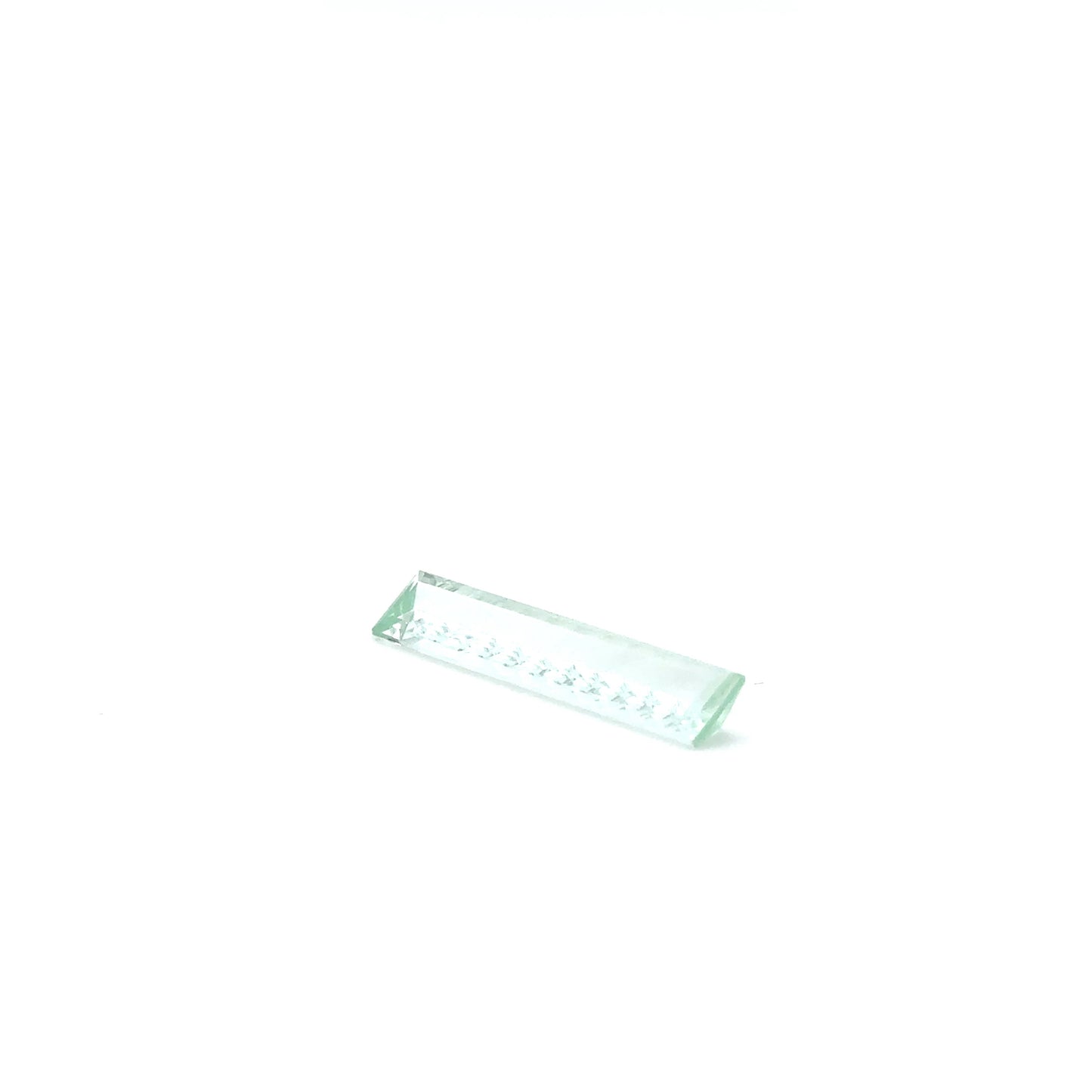 Aquamarin RECT FAC 27.57x5.8x3.24 mm 4.36 ct