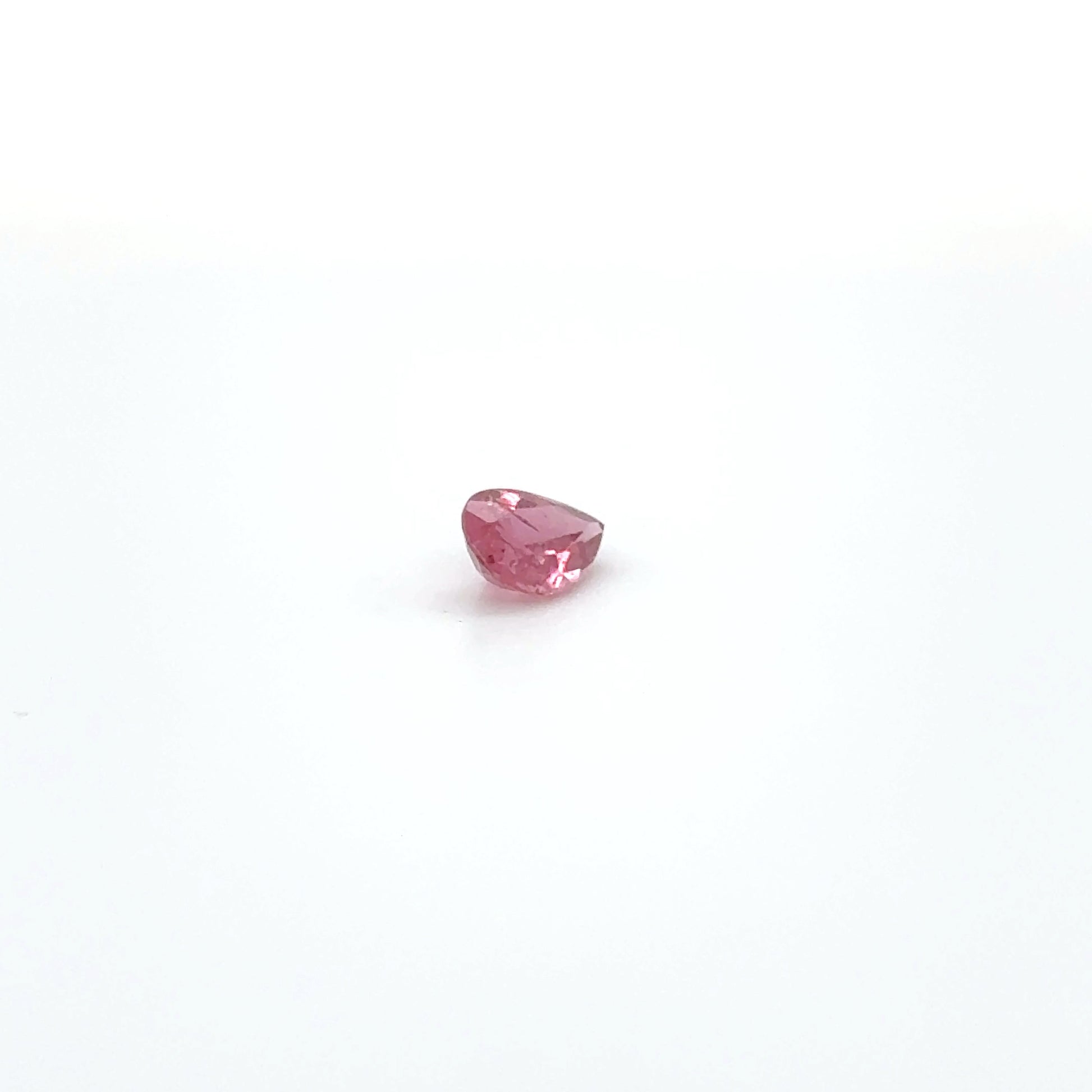 Rubellit TRP FAC 7.7x5.4x3.4 mm 0.81 ct