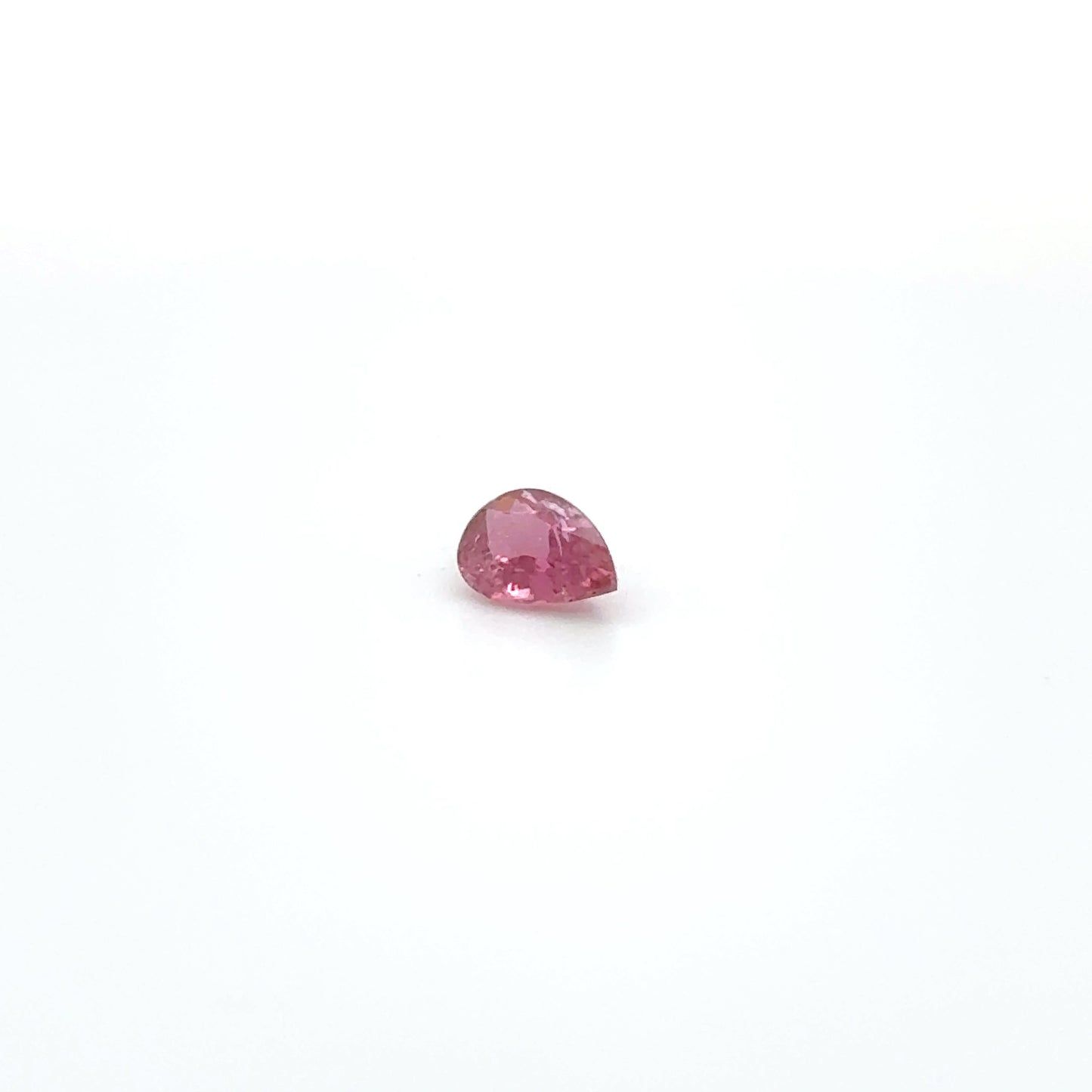 Rubellit TRP FAC 7.7x5.4x3.4 mm 0.81 ct