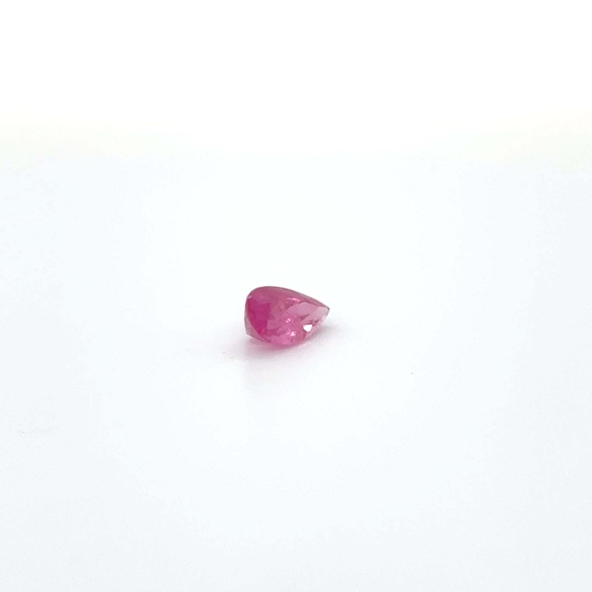 Rubellit TRP FAC 8.6x4.9x3.8 mm 0.91 ct