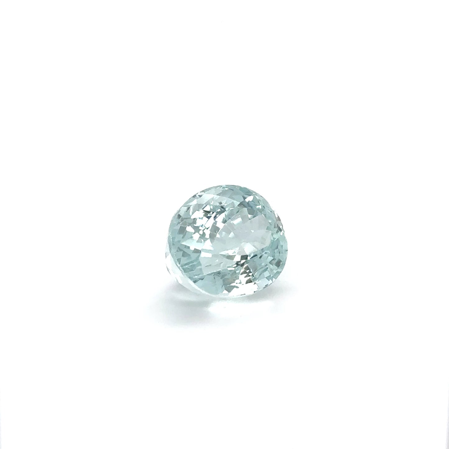 Aquamarin OV FAC 31.54 ct