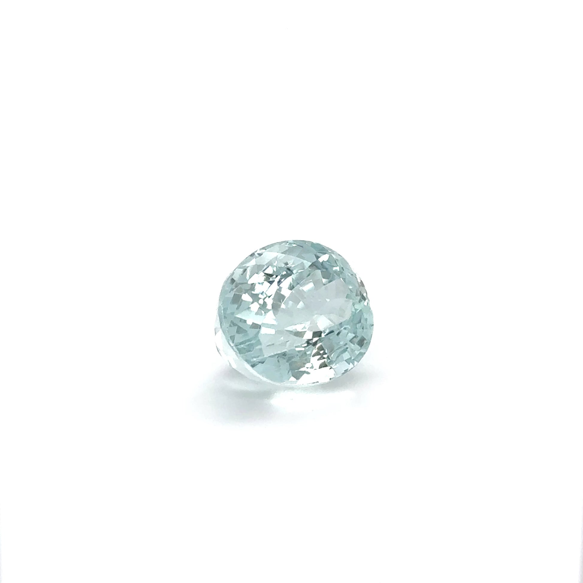 Aquamarin OV FAC 31.54 ct