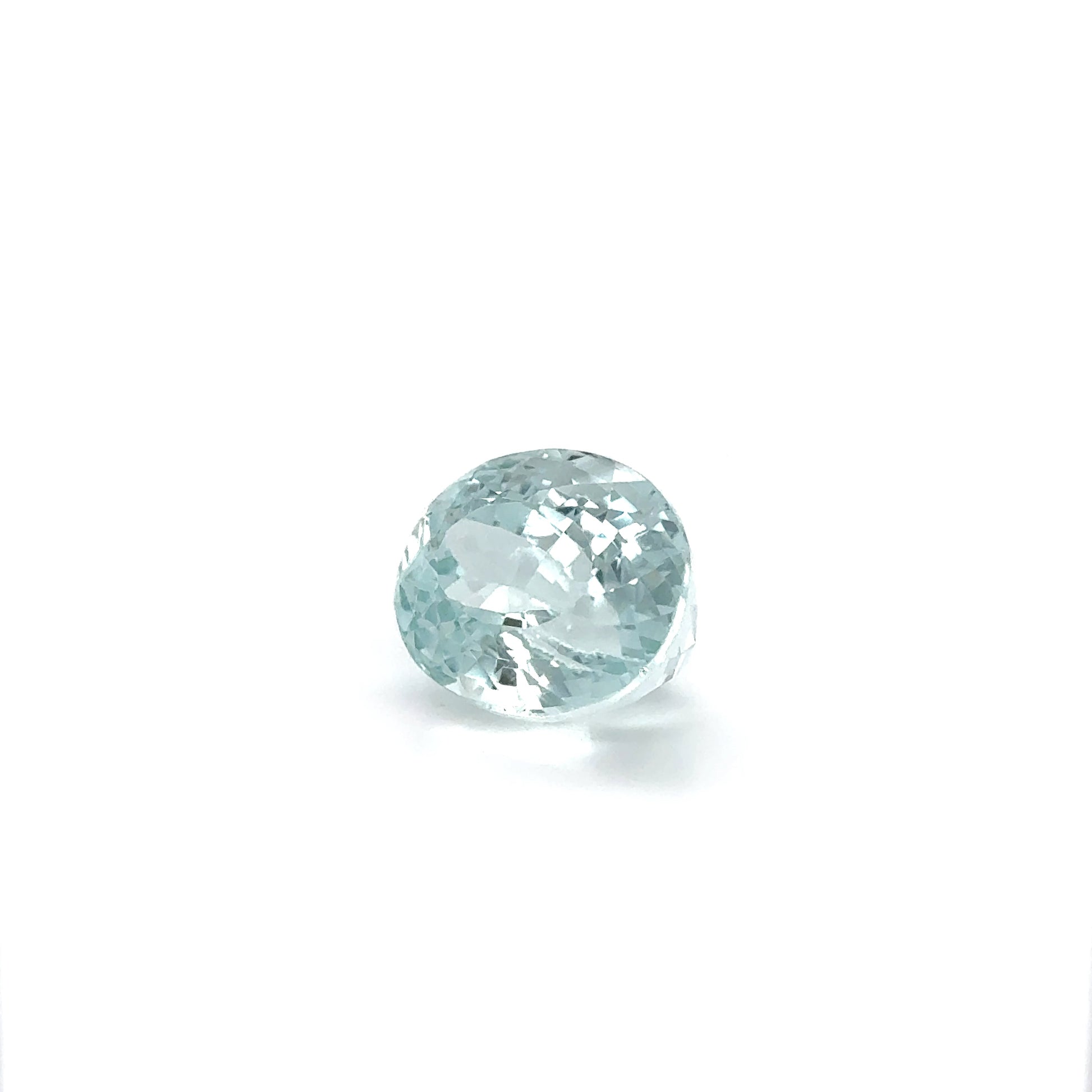 Aquamarin OV FAC 31.54 ct