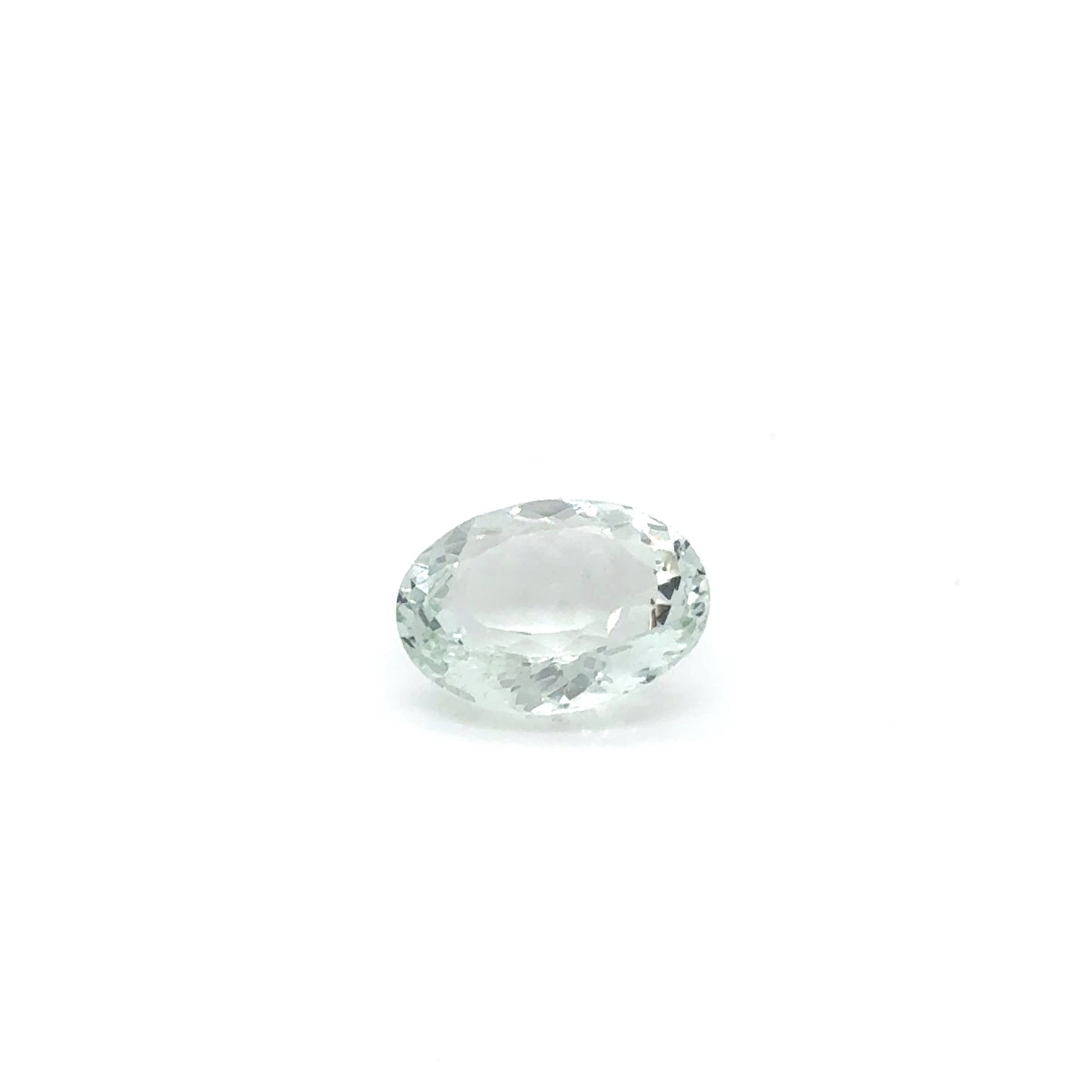Aquamarin OV FAC 16.3x13.66x7.8 mm 9.72 ct