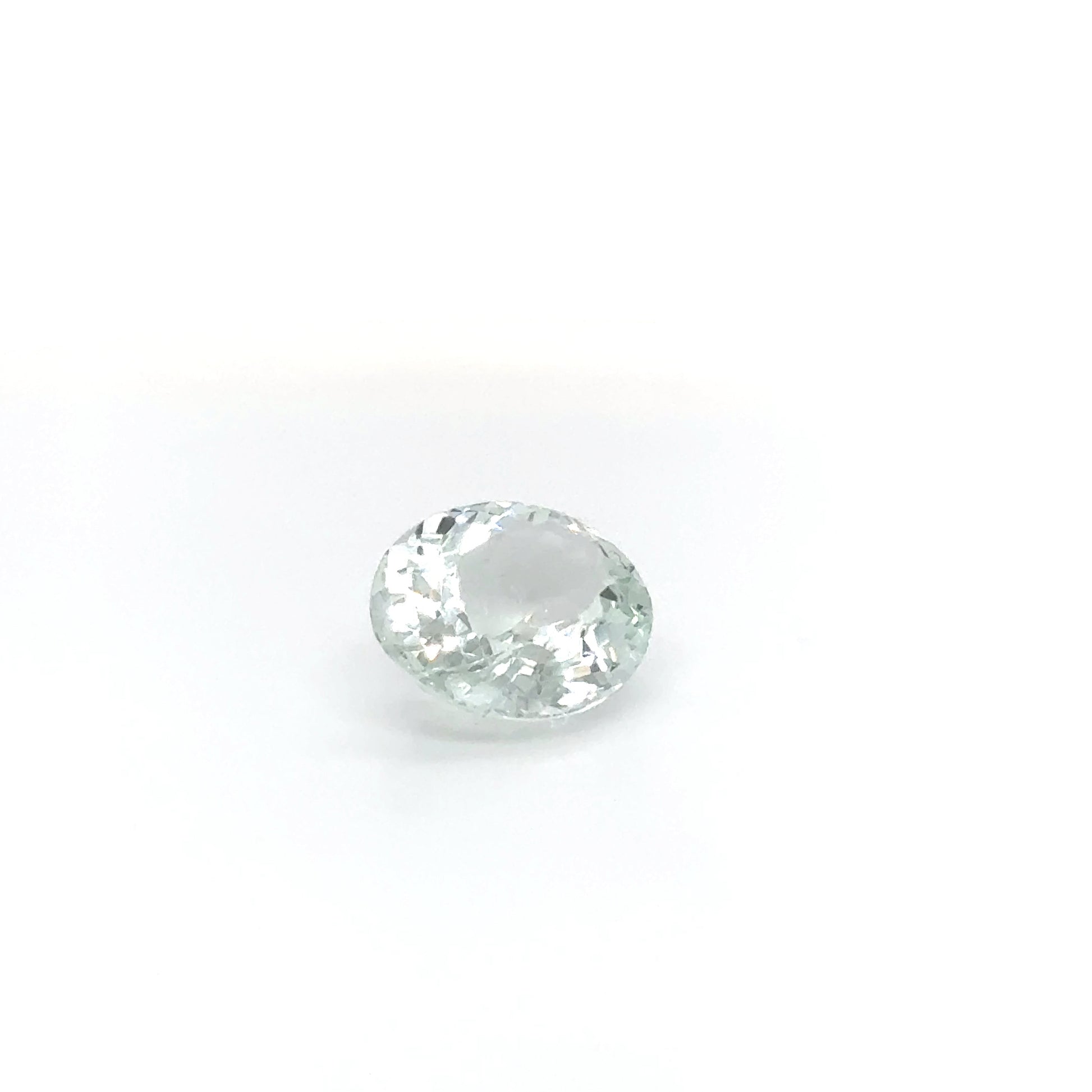 Aquamarin OV FAC 16.3x13.66x7.8 mm 9.72 ct