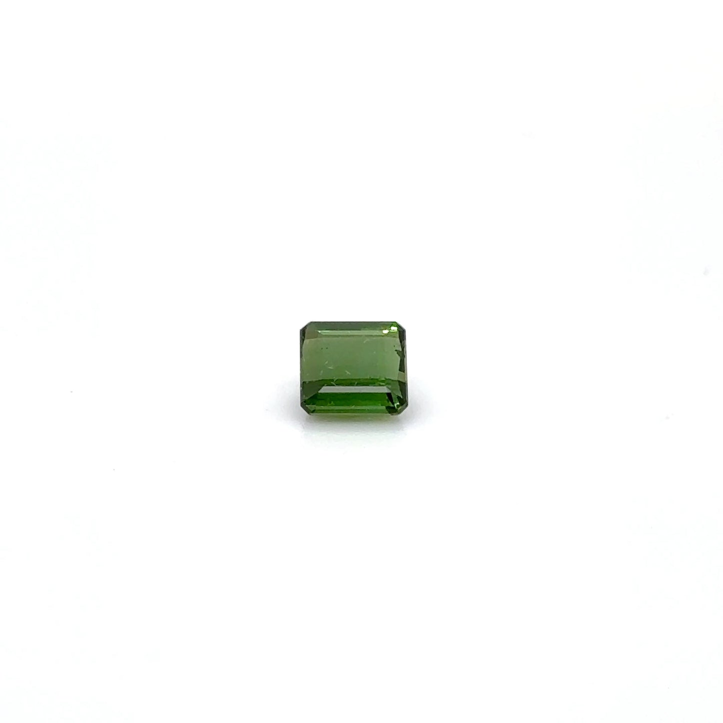 Verdelith RECT FAC 6.1x6x3.8 mm 1.24 ct