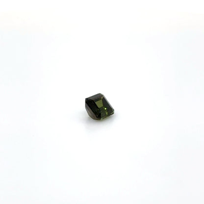Verdelith RECT FAC 5.3x5.3x3.6 mm 0.9 ct