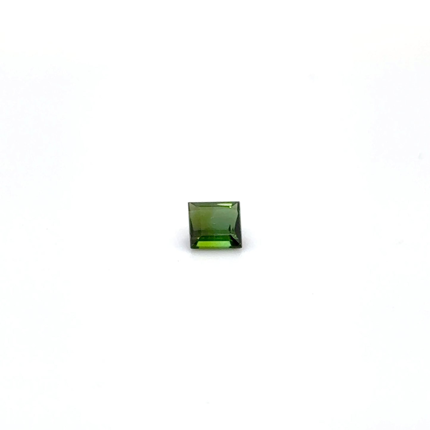 Verdelith SQ FAC 5x5x3 mm 0.62 ct