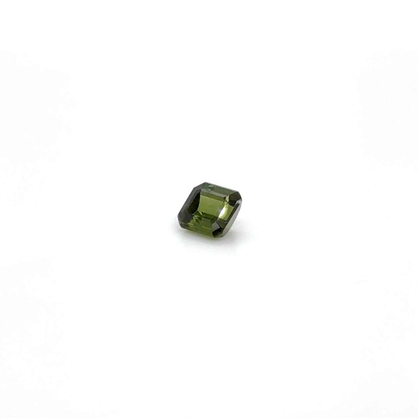 Verdelith OCT FAC 5.6x5.4x3.5 mm 0.97 ct