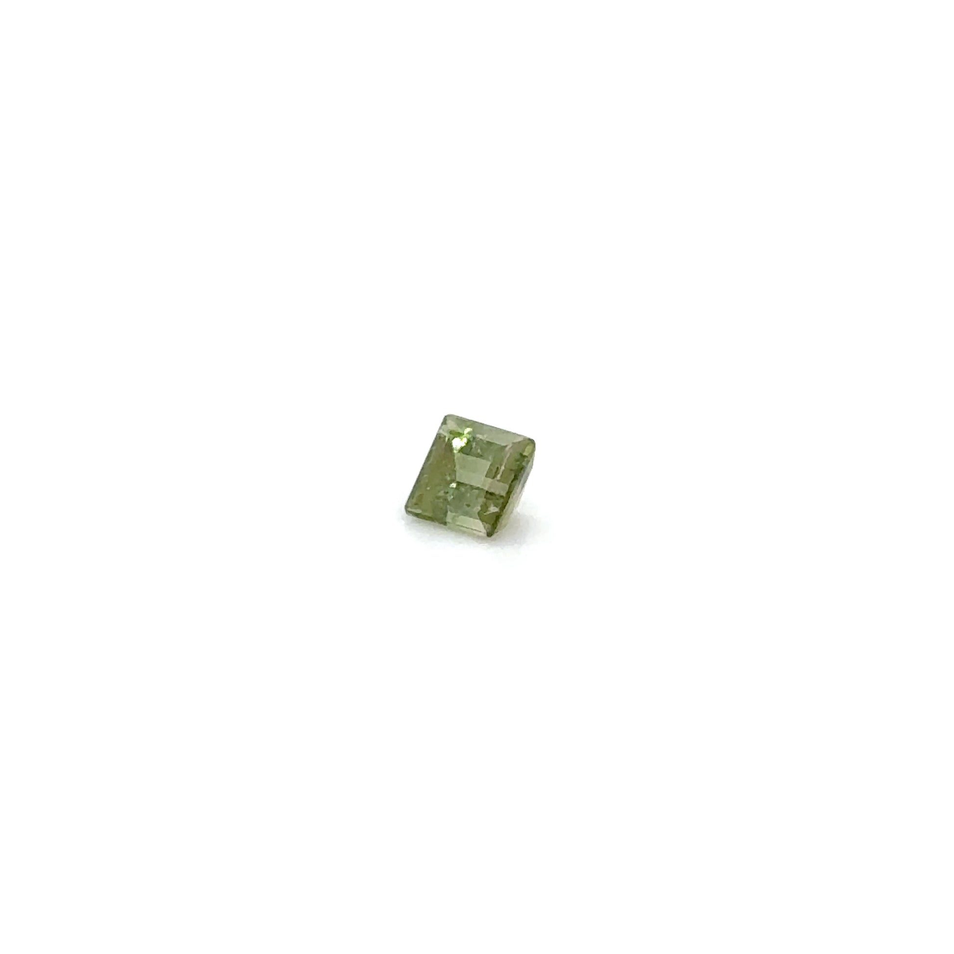 Verdelith SQ FAC 4.8x4.8x3.8 mm 0.73 ct