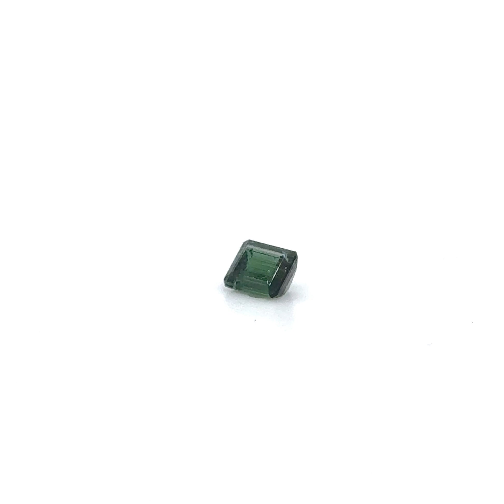 Verdelith RECT FAC 5.4x4.6x3.2 mm 0.72 ct