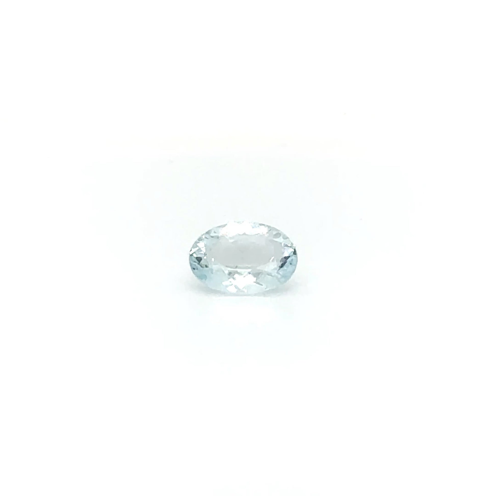 Aquamarin 10.5x8.1x4.8 mm 2.3 ct
