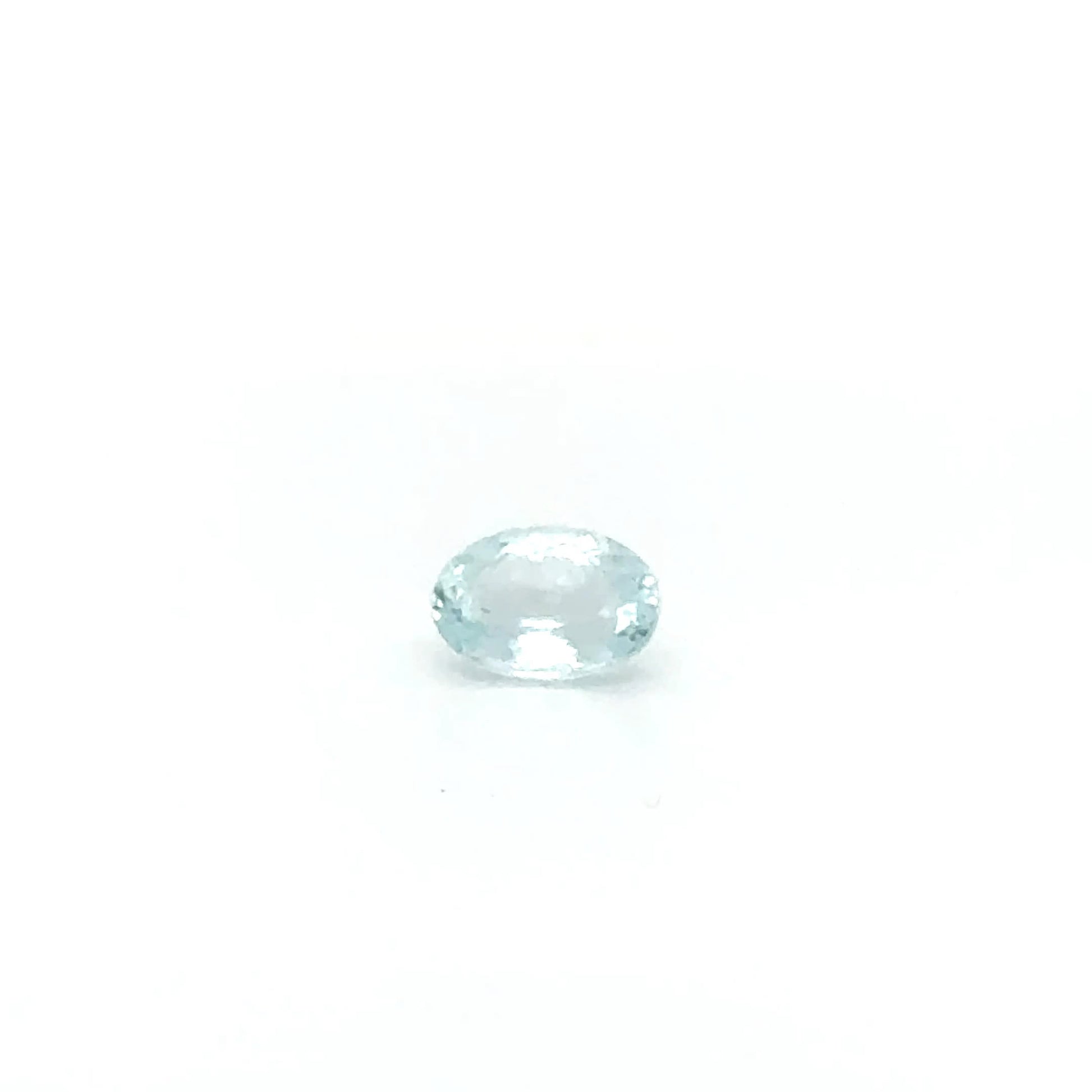 Aquamarin 9.9x7.3x5.1 mm 2.17 ct