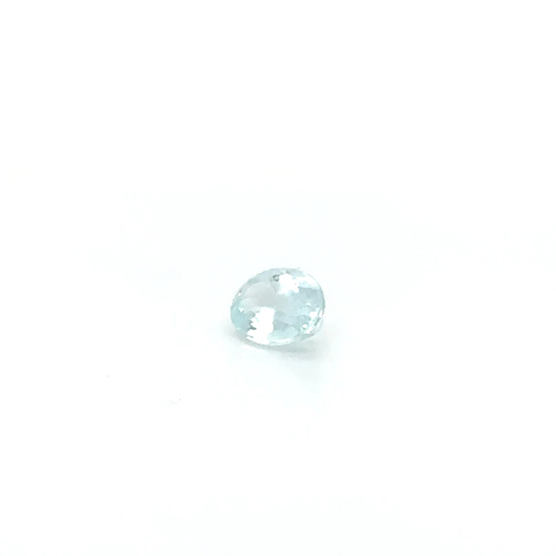 Aquamarin 9.9x7.3x5.1 mm 2.17 ct