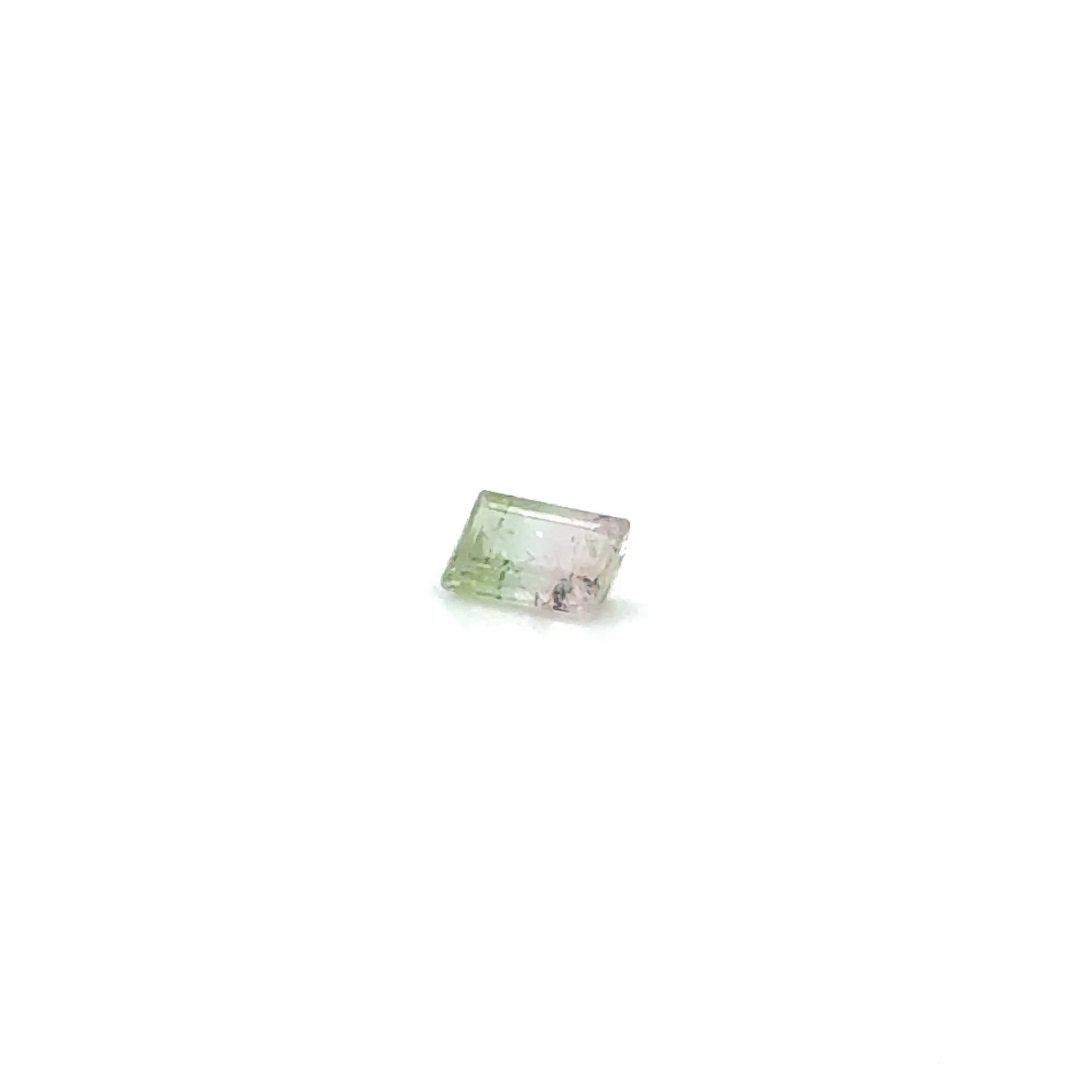 Verdelith 5.6x5.6x4.26 mm 