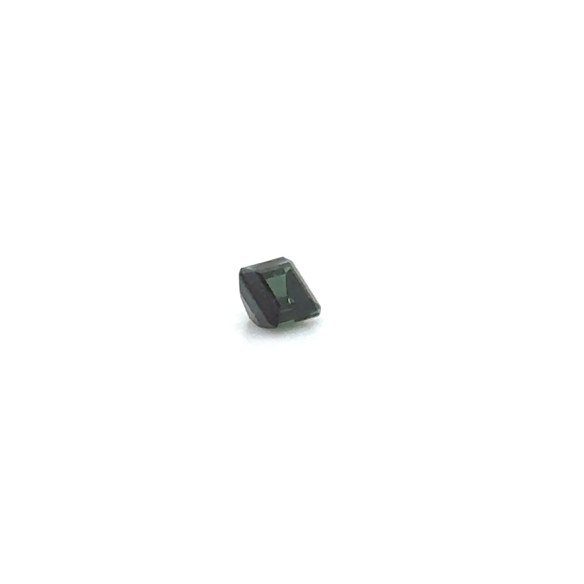 Verdelith 4.9x5.2x3.7 mm 0.82 ct