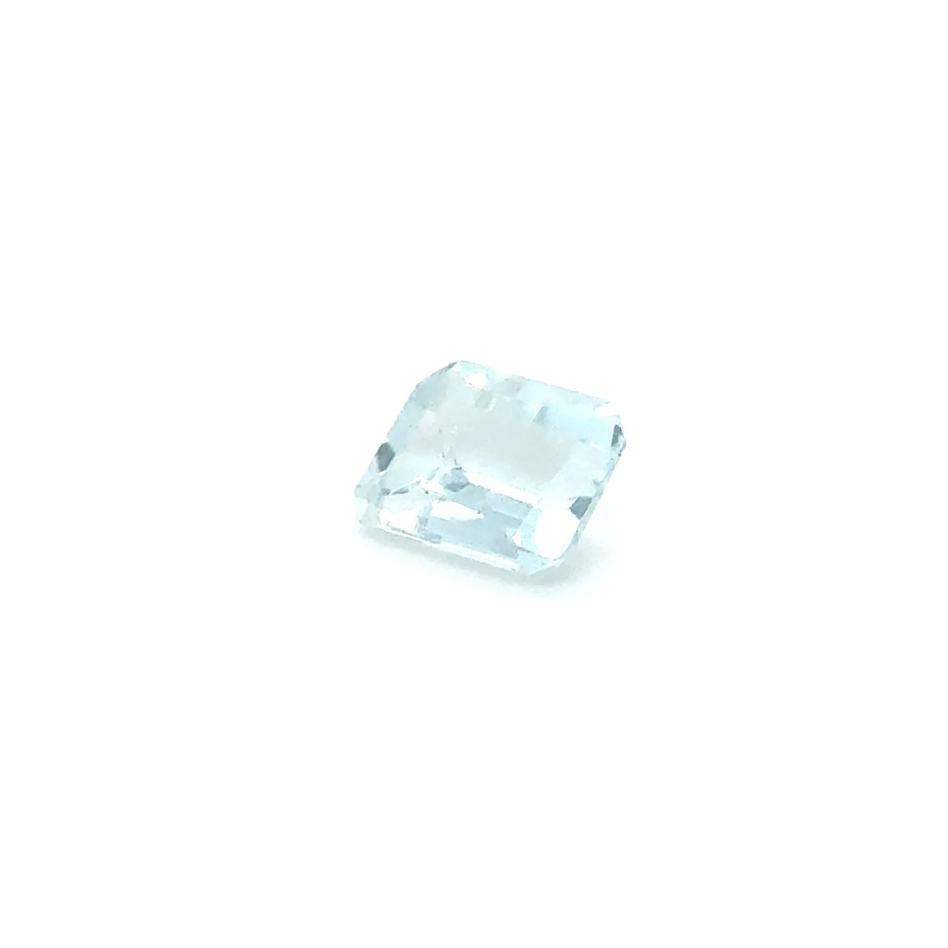 Aquamarin 10.1x8.1x4.9 mm 2.84 ct
