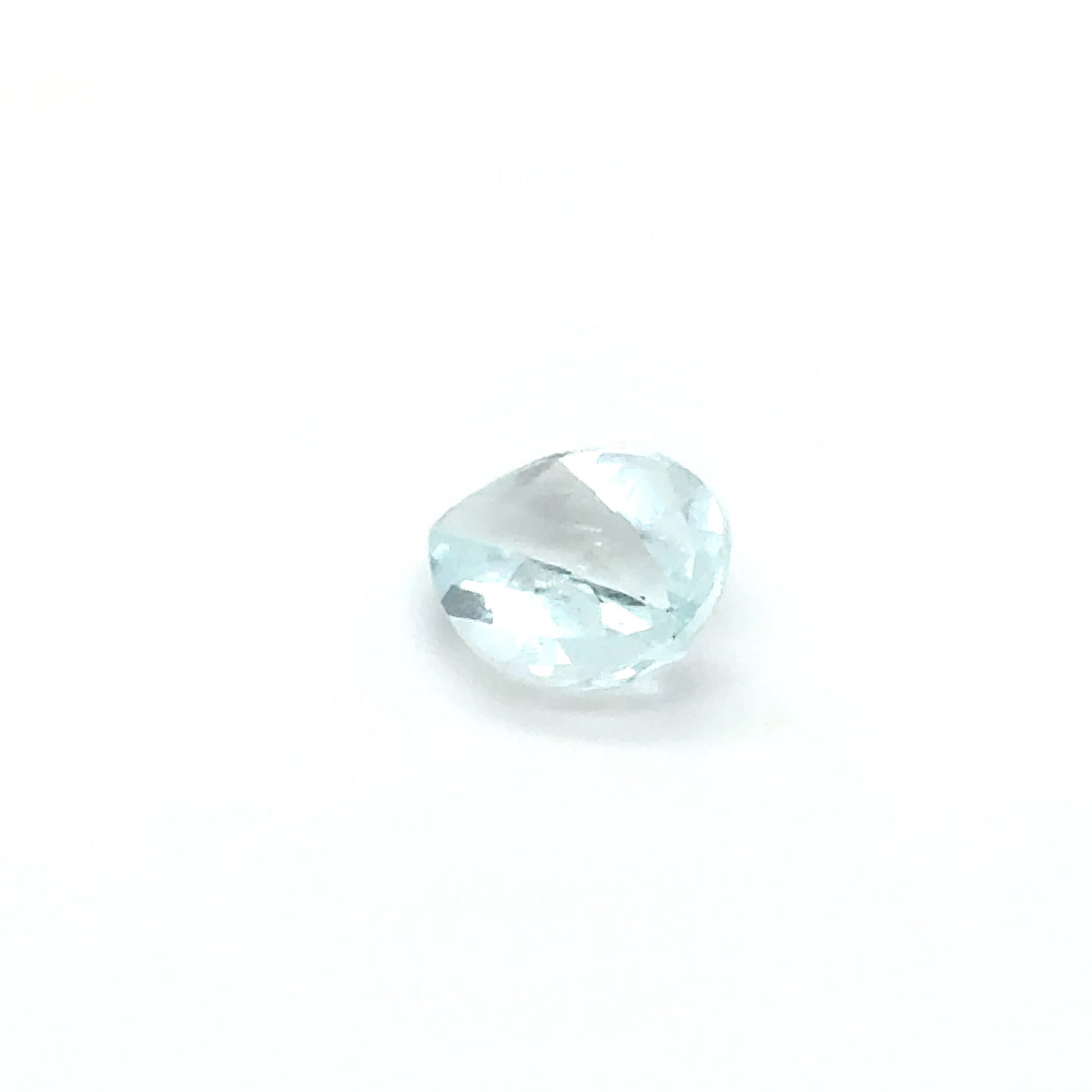 Aquamarin 13.8x10.1x5.6 mm 4.3 ct