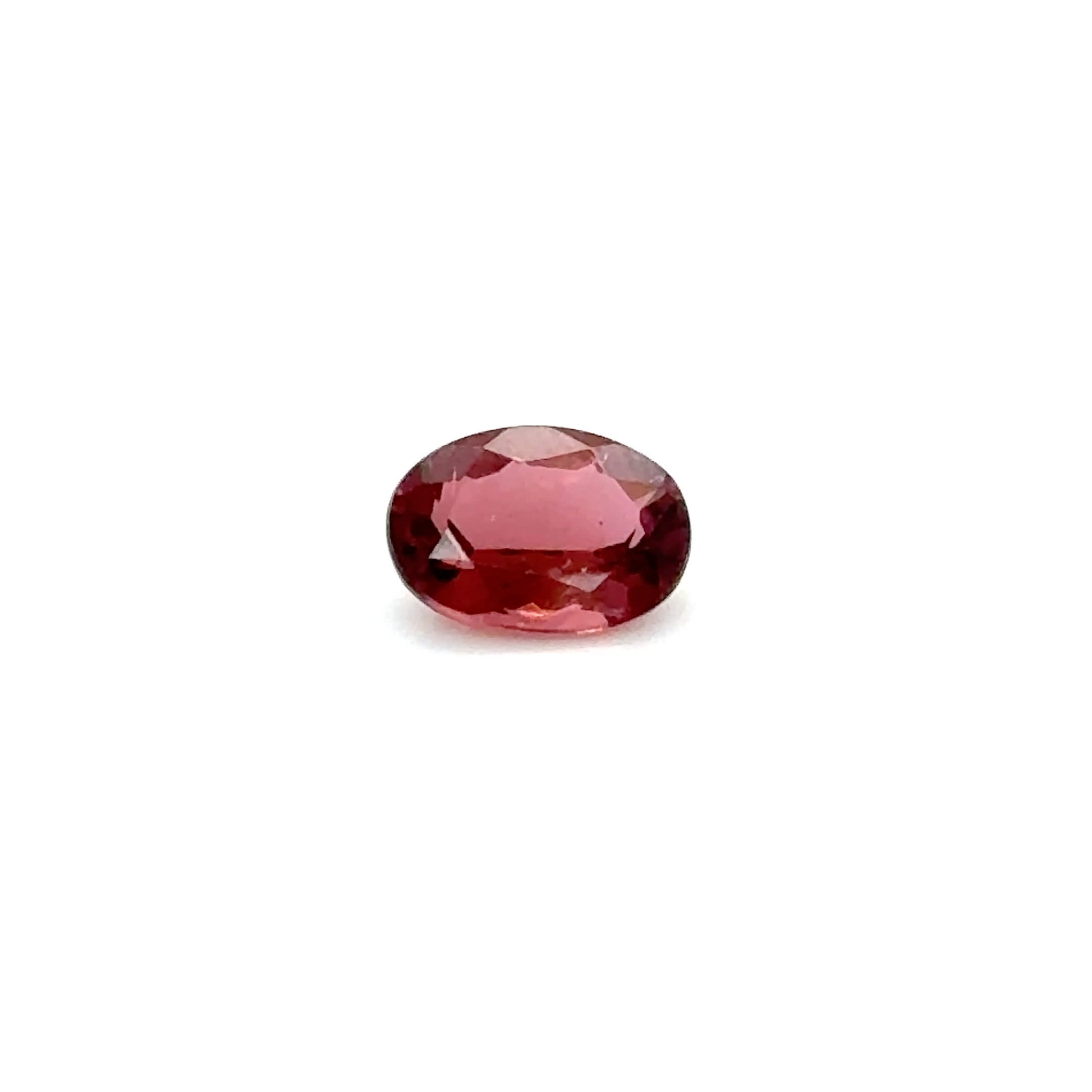 Rubellit 8x5.9x3.5 mm 1.17 ct